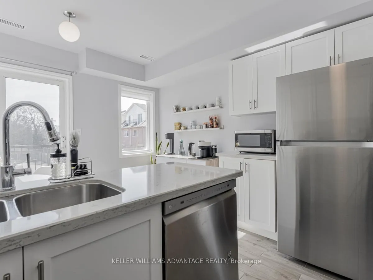 Photo 13 of 1521 Danforth Avenue, Toronto, Greenwood-Coxwell — HOMEH