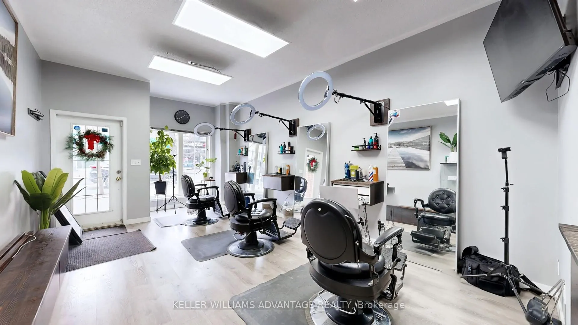 Photo 37 of 1521 Danforth Avenue, Toronto, Greenwood-Coxwell — HOMEH