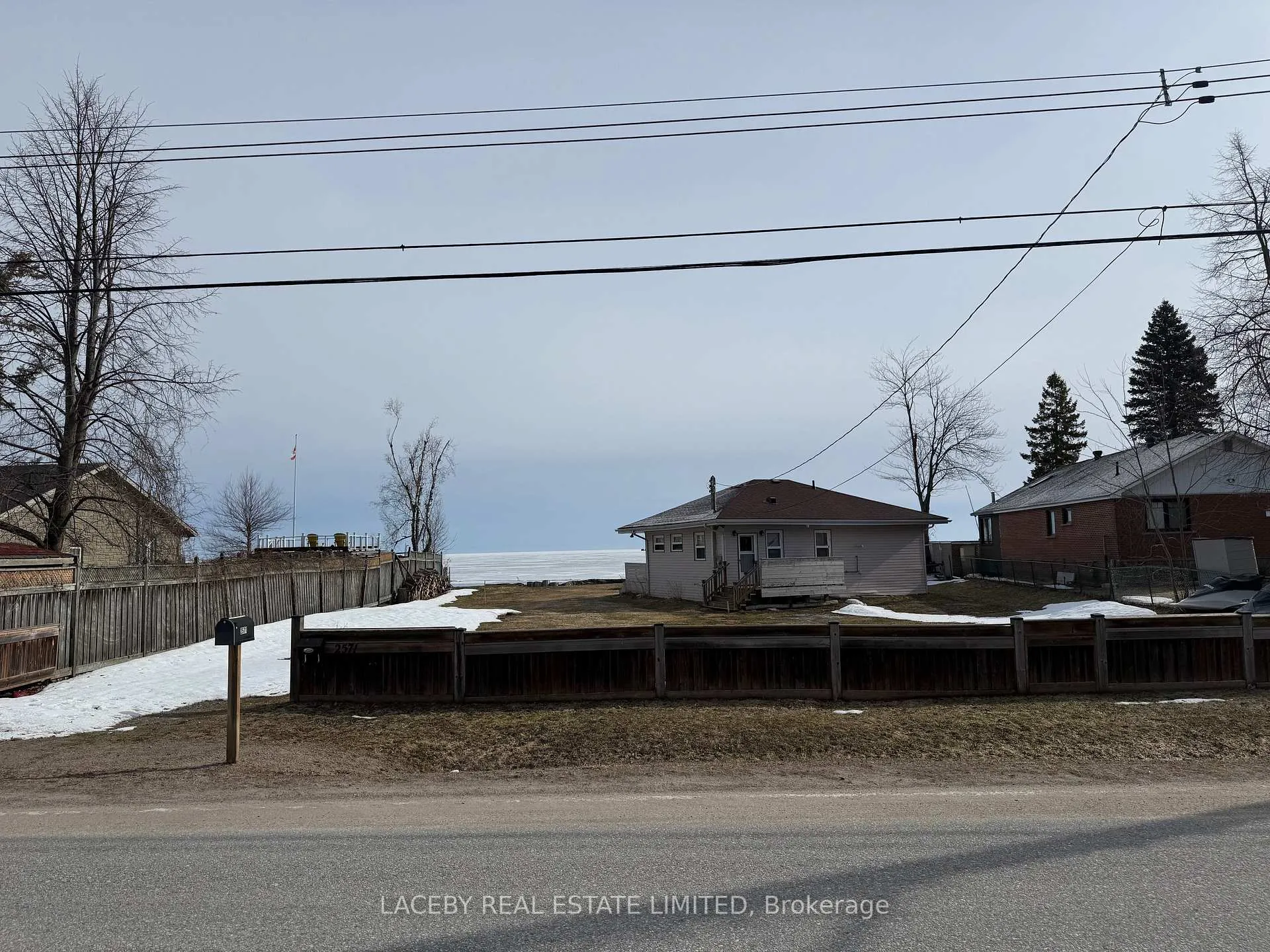 Photo 2 of 2571 Leonard Street, Innisfil, Rural Innisfil — HOMEH