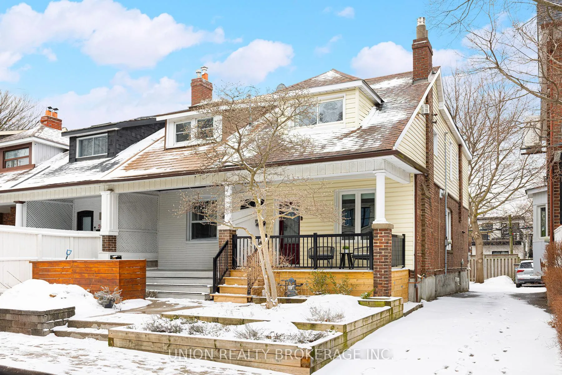 Photo 1 of 246 Lee Avenue, Toronto, The Beaches — HOMEH