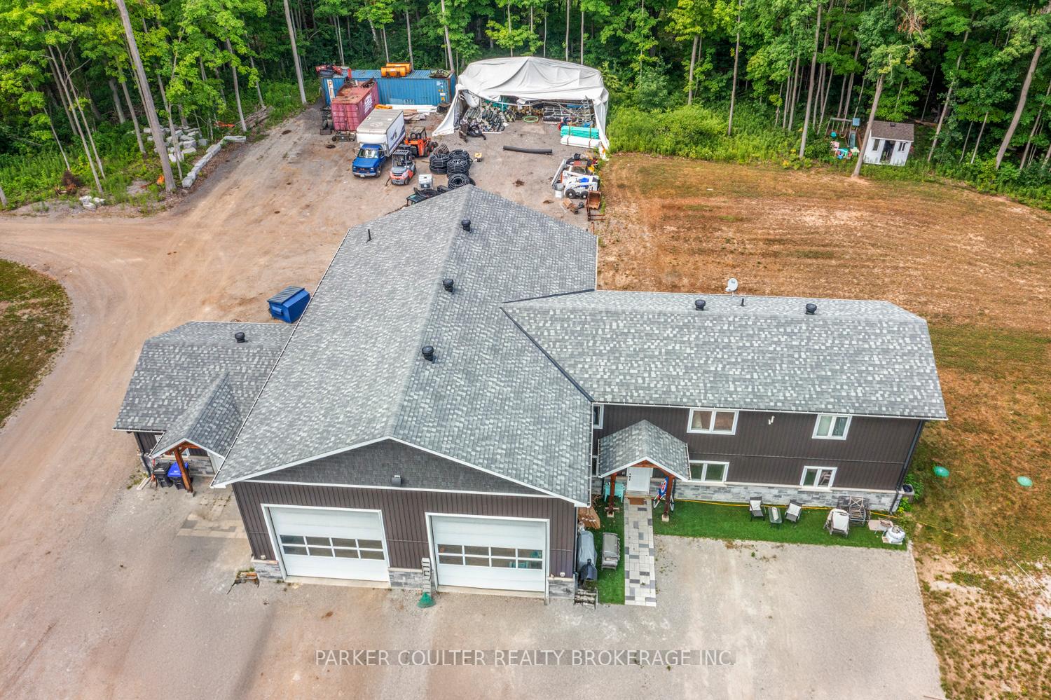 Photo 2 of 640 Mapleview Drive E, Innisfil, Rural Innisfil — HOMEH
