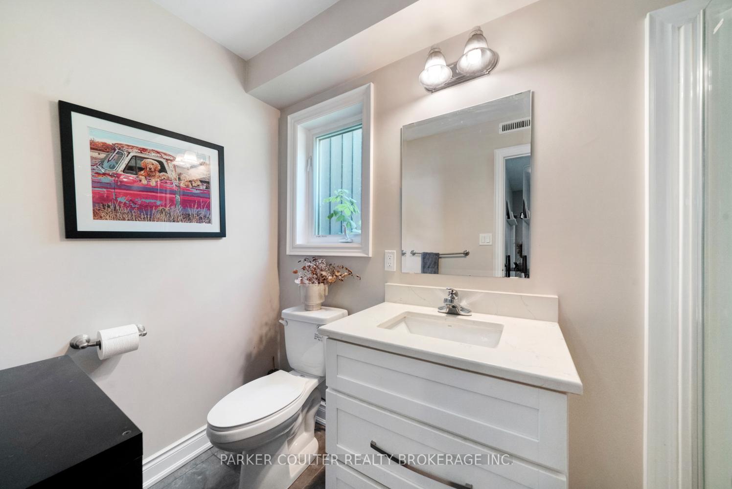 Photo 10 of 640 Mapleview Drive E, Innisfil, Rural Innisfil — HOMEH