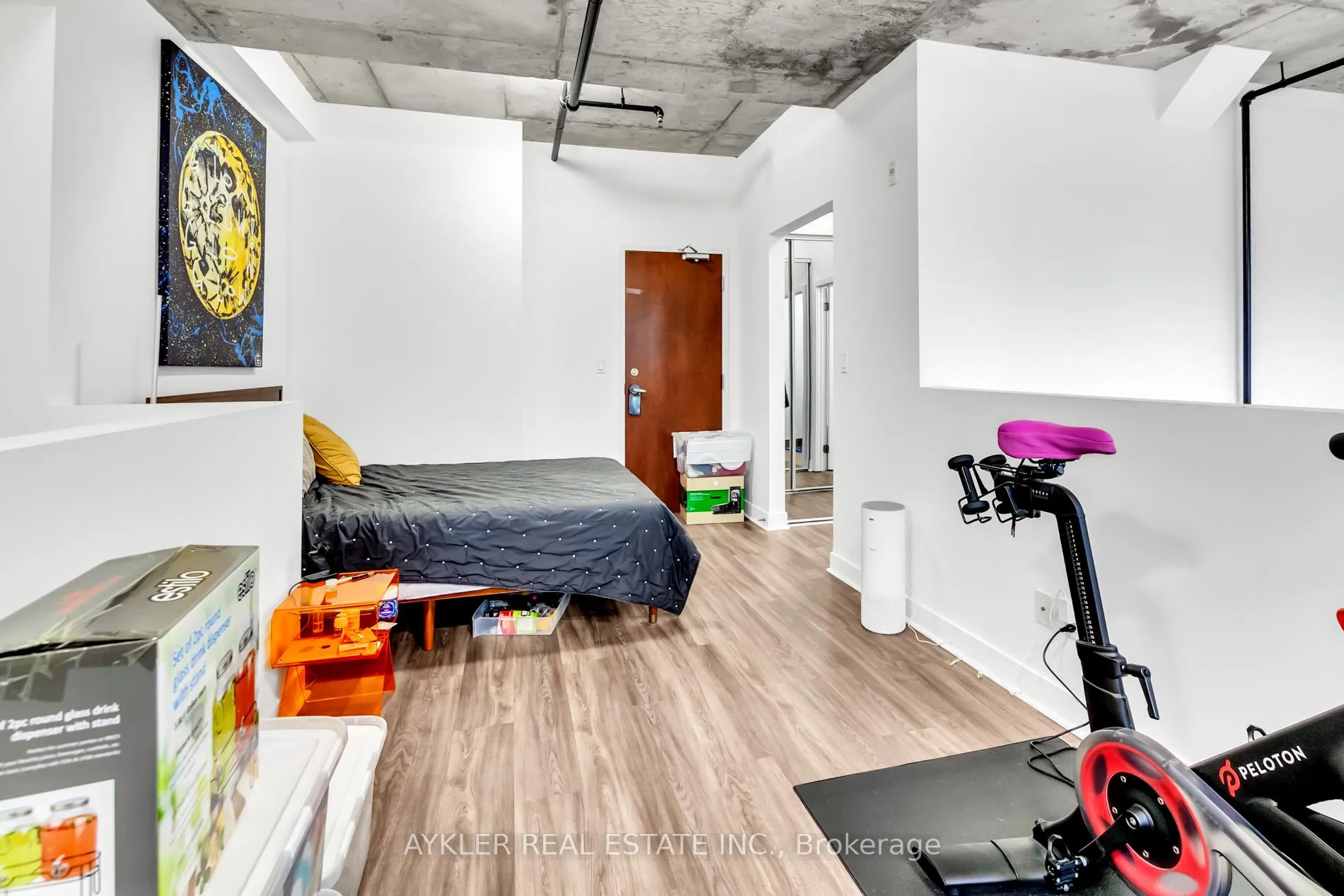 Photo 20 of Unit 405, 10 Wellesley Place, Toronto, North St. James Town — HOMEH