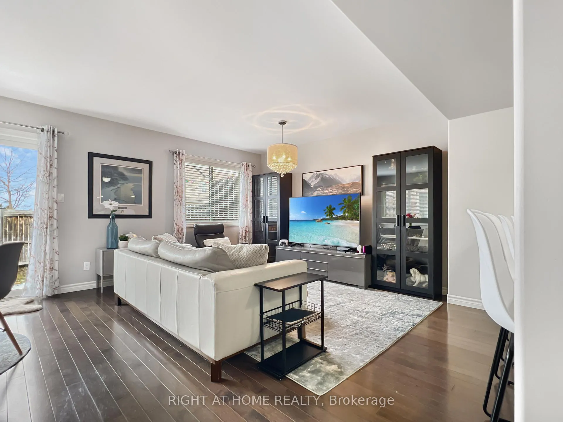 Photo 10 of 26 Princeton Place, Belleville, Thurlow Ward — HOMEH
