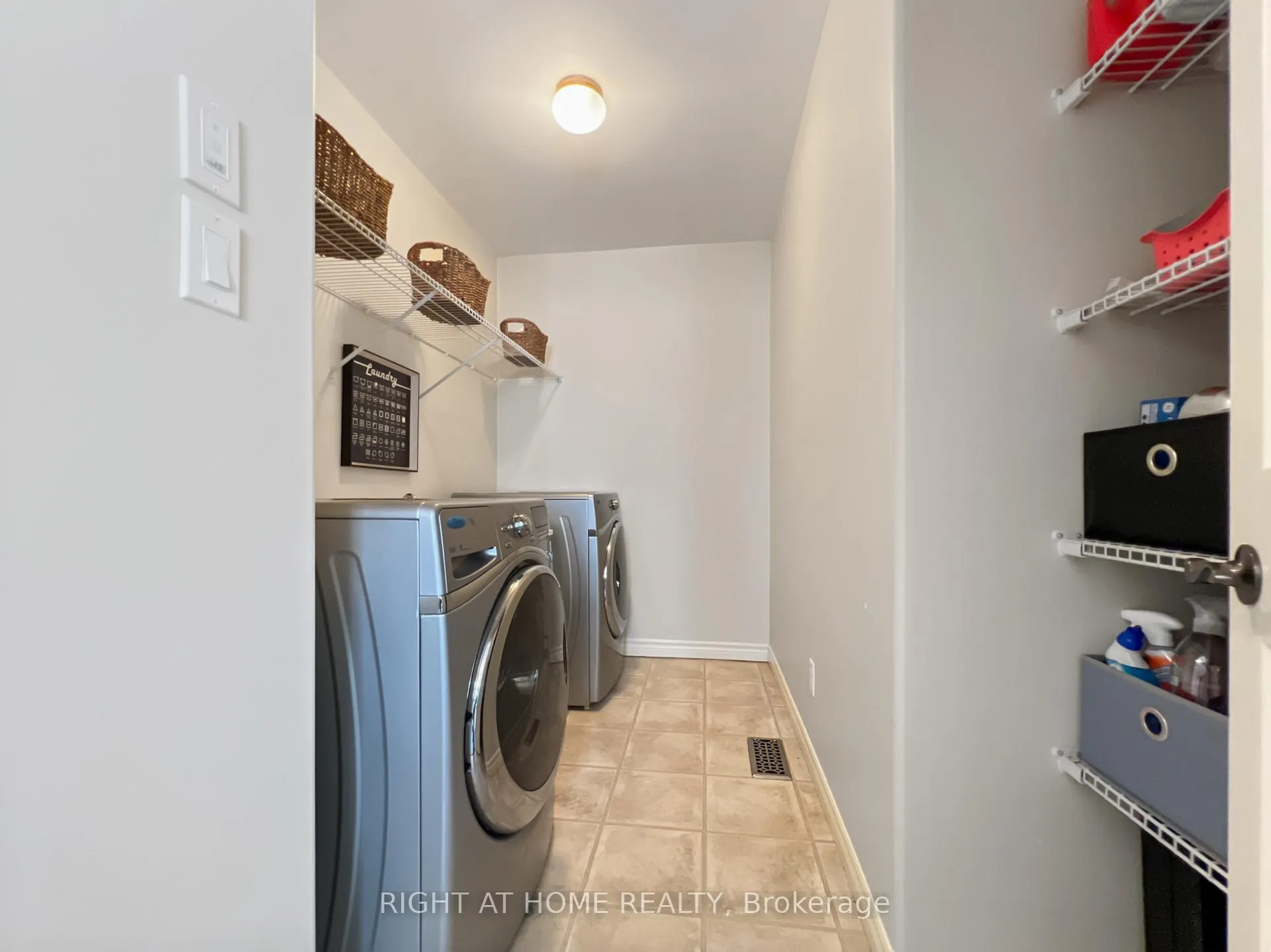 Photo 16 of 26 Princeton Place, Belleville, Thurlow Ward — HOMEH