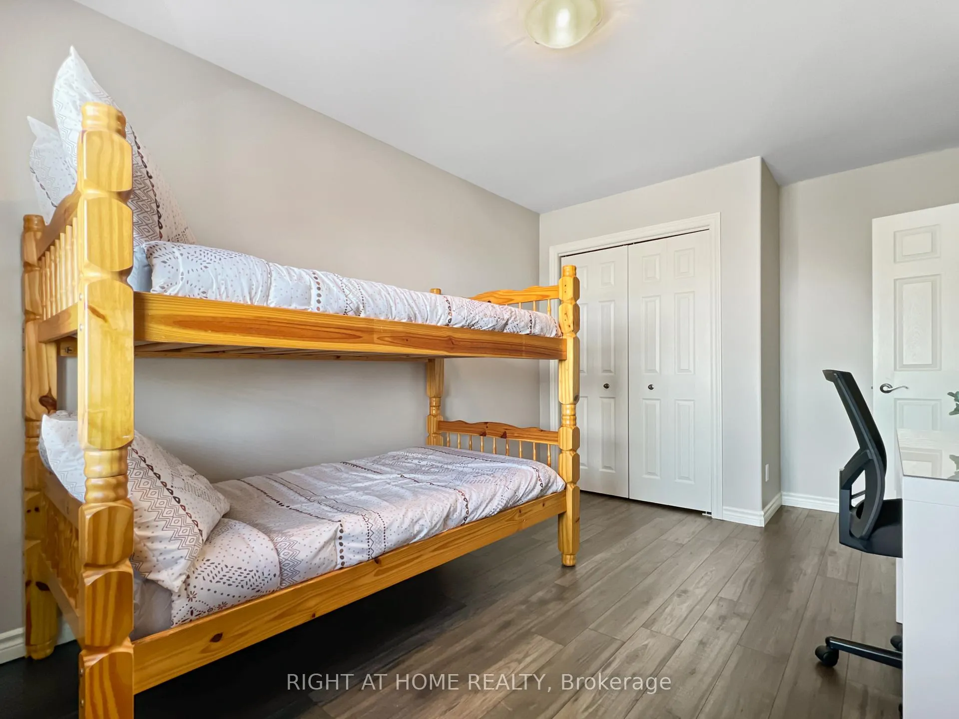 Photo 22 of 26 Princeton Place, Belleville, Thurlow Ward — HOMEH