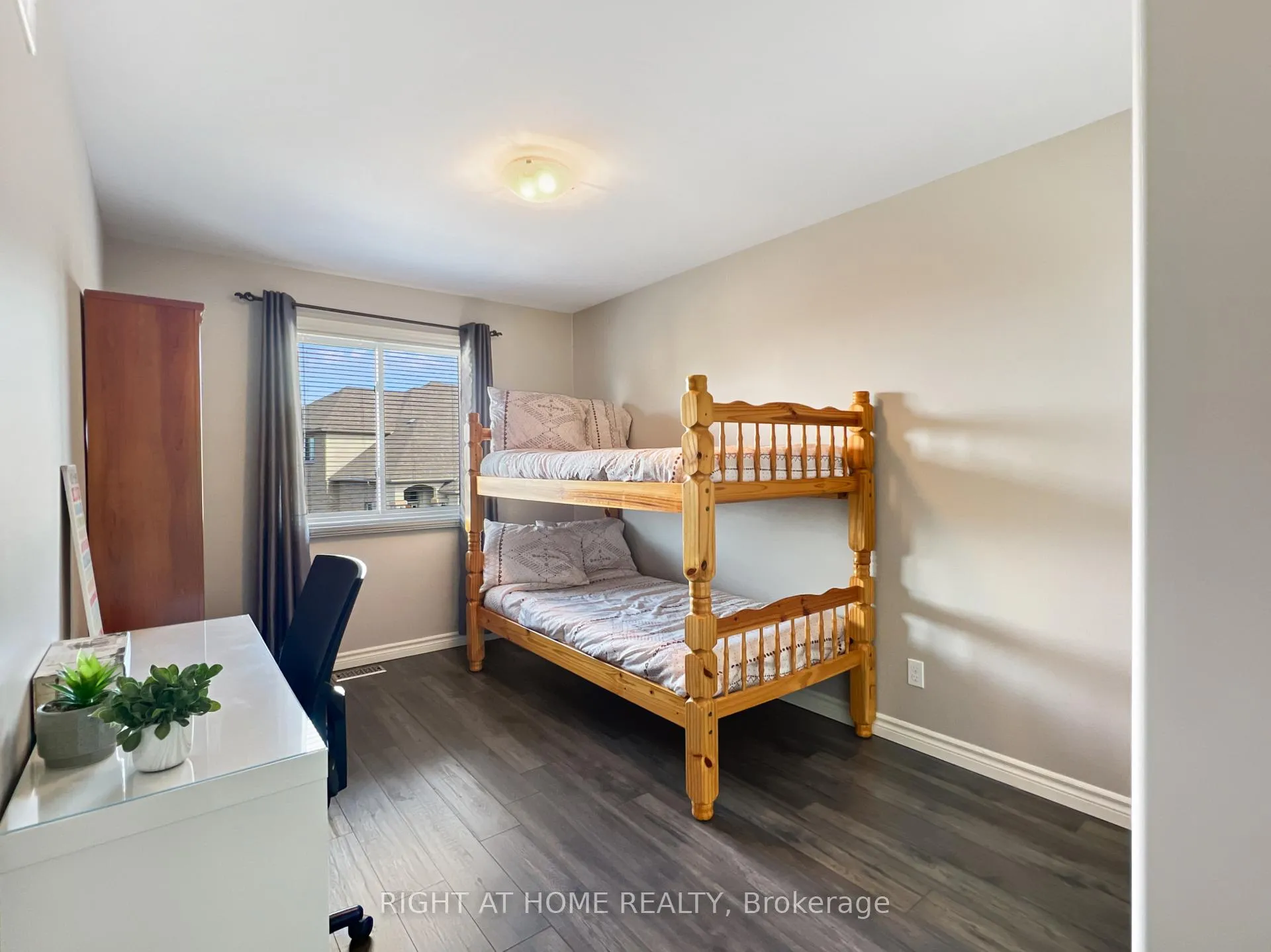 Photo 23 of 26 Princeton Place, Belleville, Thurlow Ward — HOMEH