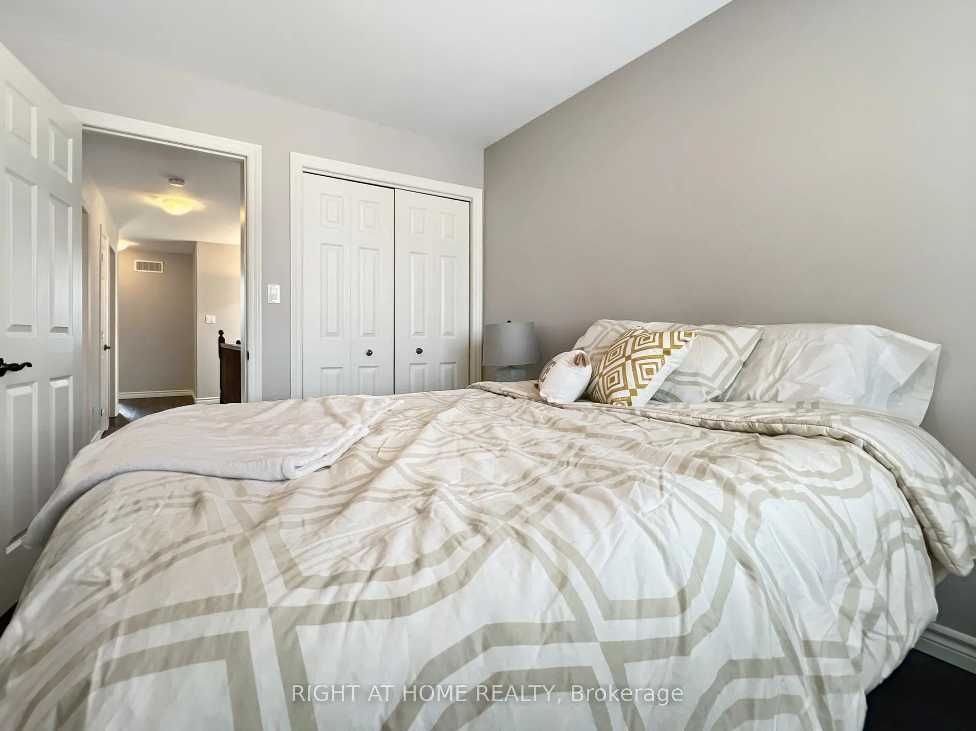 Photo 26 of 26 Princeton Place, Belleville, Thurlow Ward — HOMEH