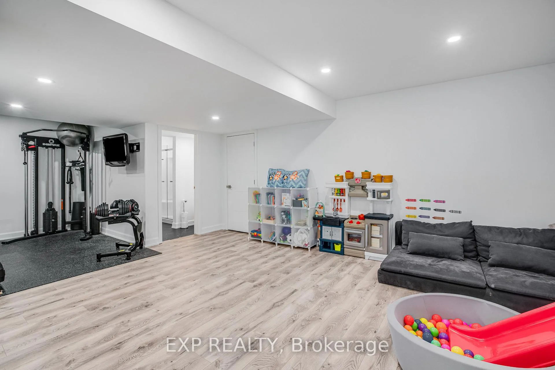 Photo 32 of 441 Arora Crescent, North Dundas, Winchester — HOMEH