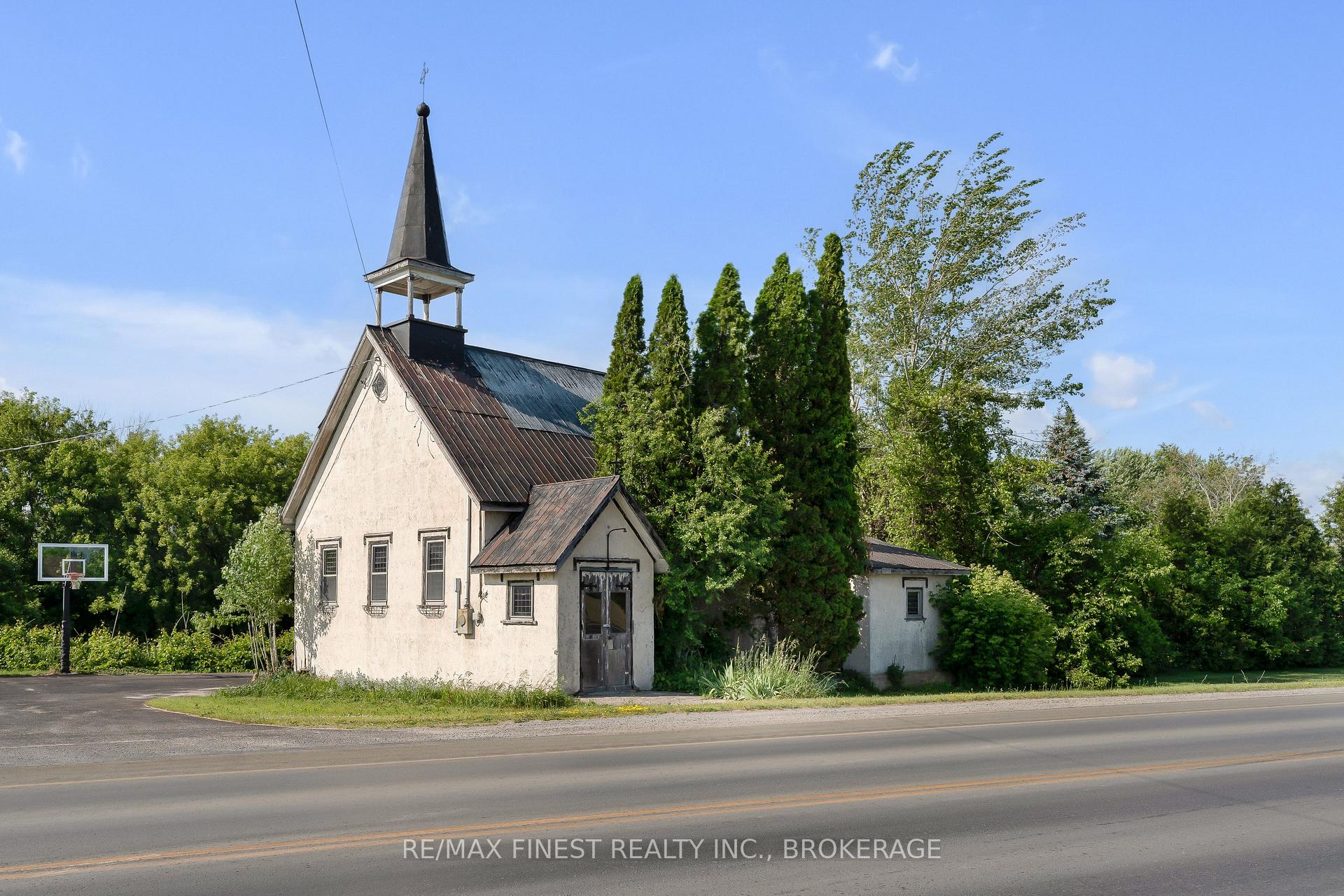 Photo 27 of 6955 County 2 Road, Loyalist, Lennox and Addington - South — HOMEH