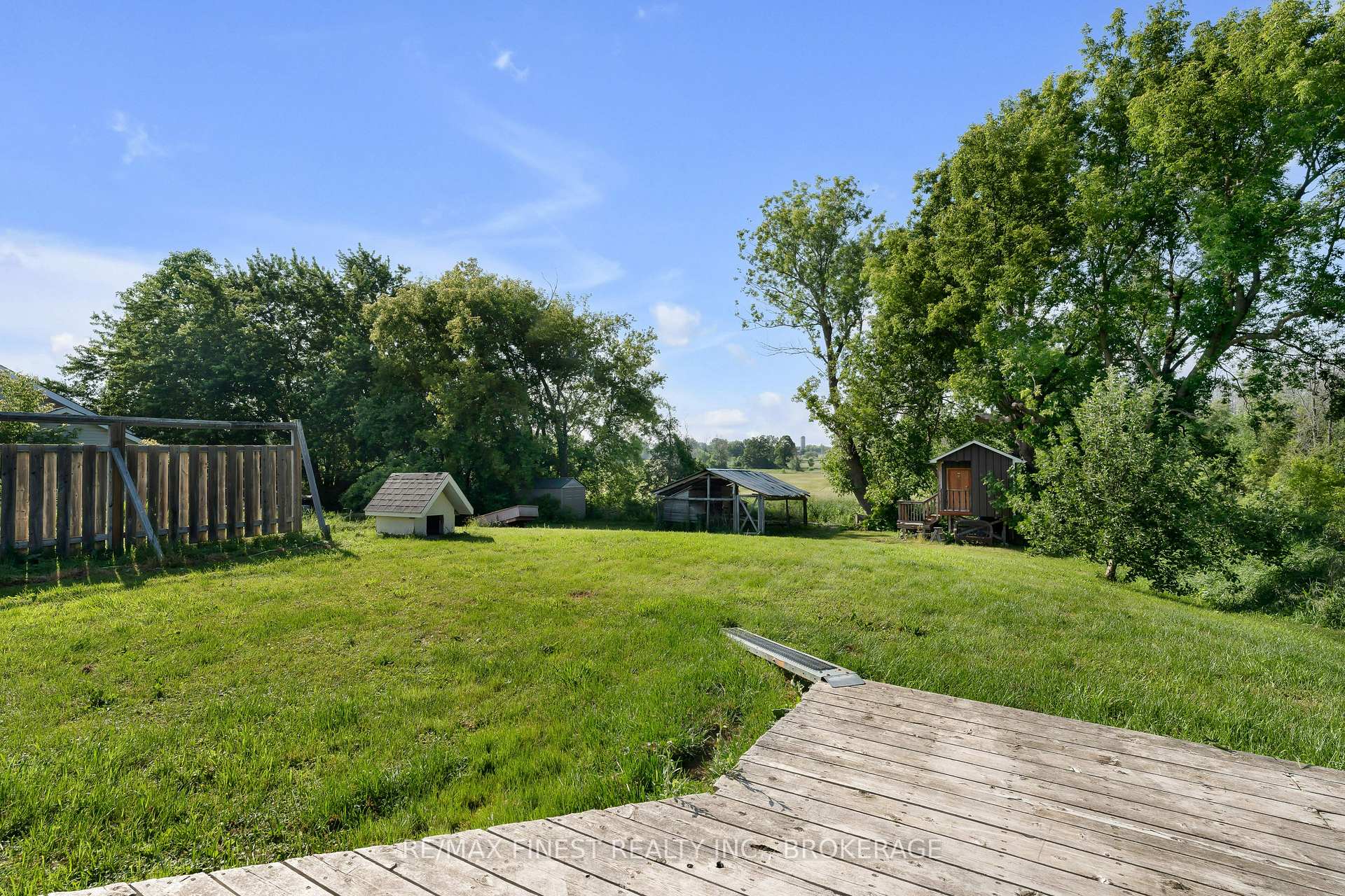 Photo 33 of 6955 County 2 Road, Loyalist, Lennox and Addington - South — HOMEH