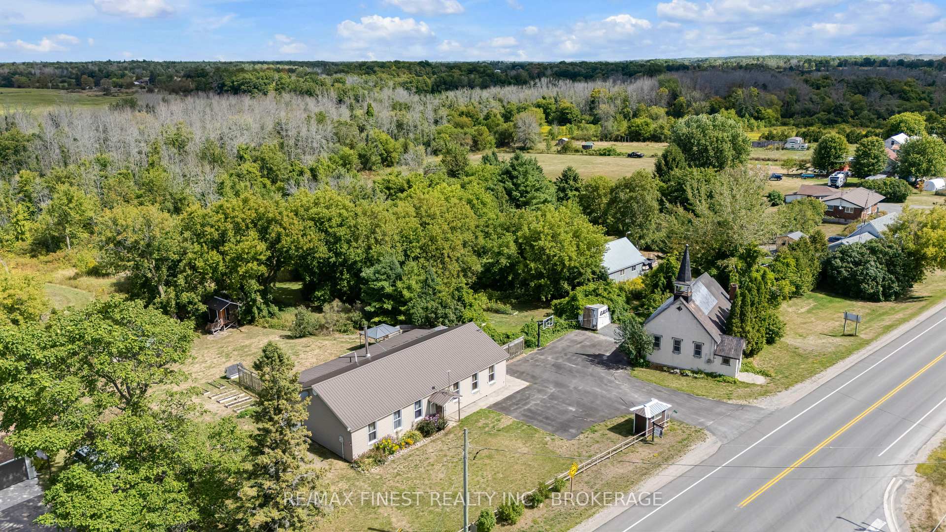 Photo 35 of 6955 County 2 Road, Loyalist, Lennox and Addington - South — HOMEH