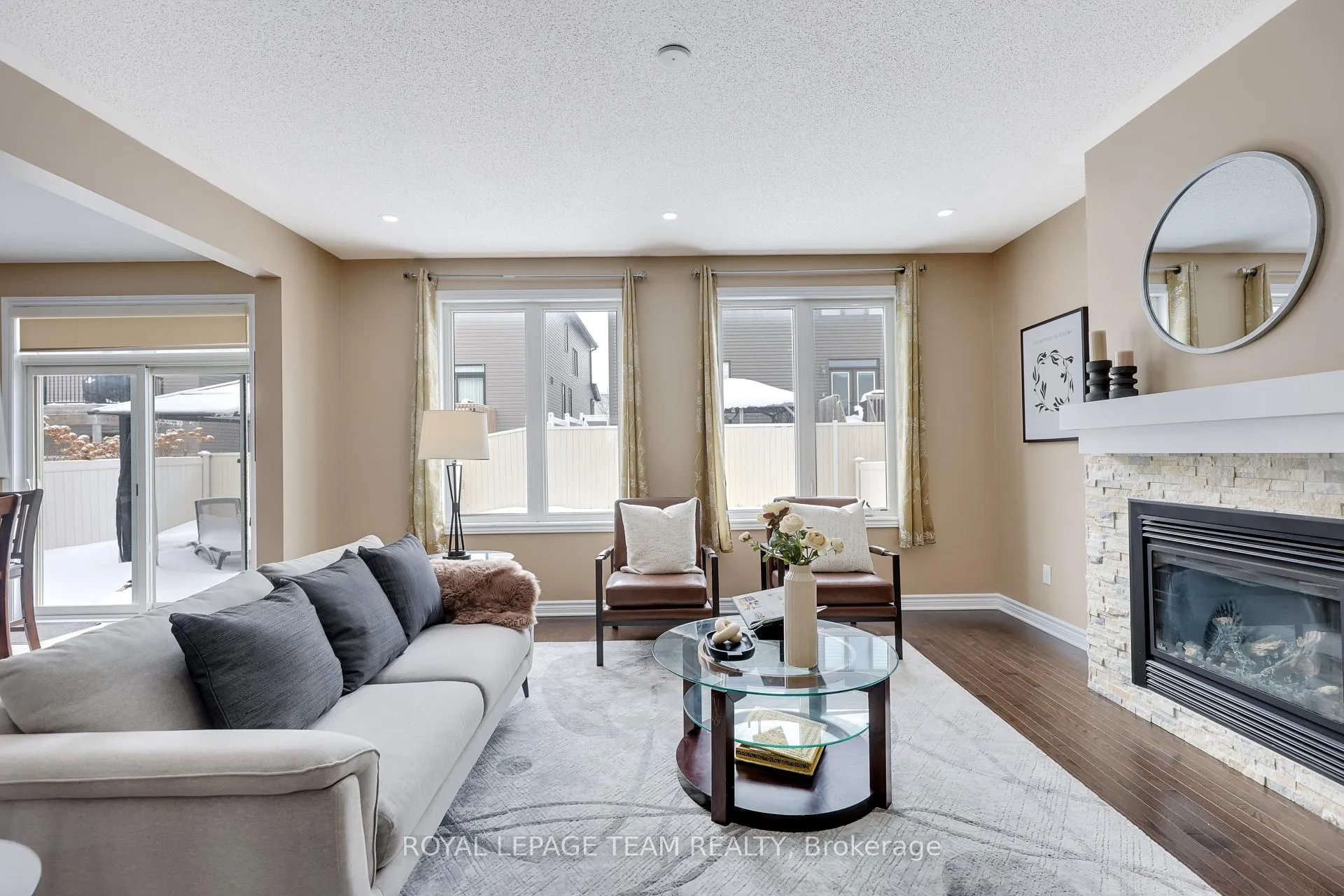 Photo 13 of 209 Mission Trail Crescent, Ottawa, Kanata - Kanata Lakes/Heritage Hills — HOMEH