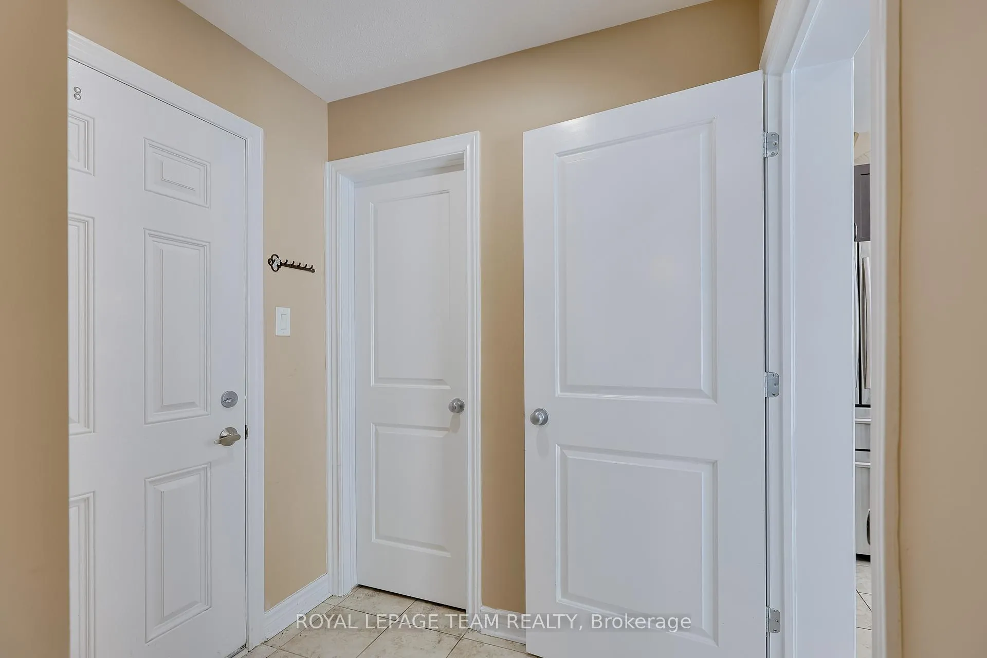 Photo 24 of 209 Mission Trail Crescent, Ottawa, Kanata - Kanata Lakes/Heritage Hills — HOMEH