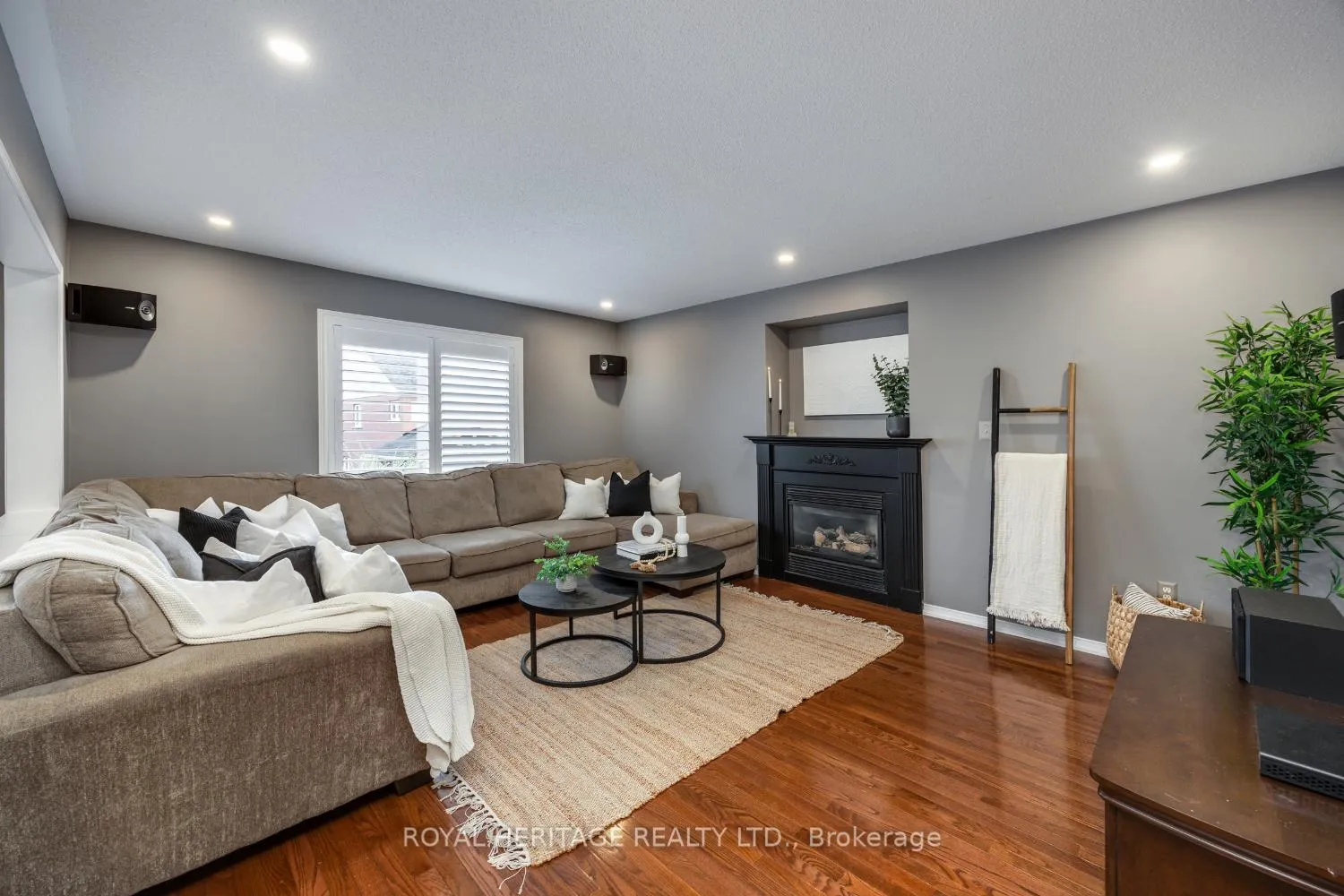 Photo 7 of 1545 Arborwood Drive, Oshawa, Taunton — HOMEH