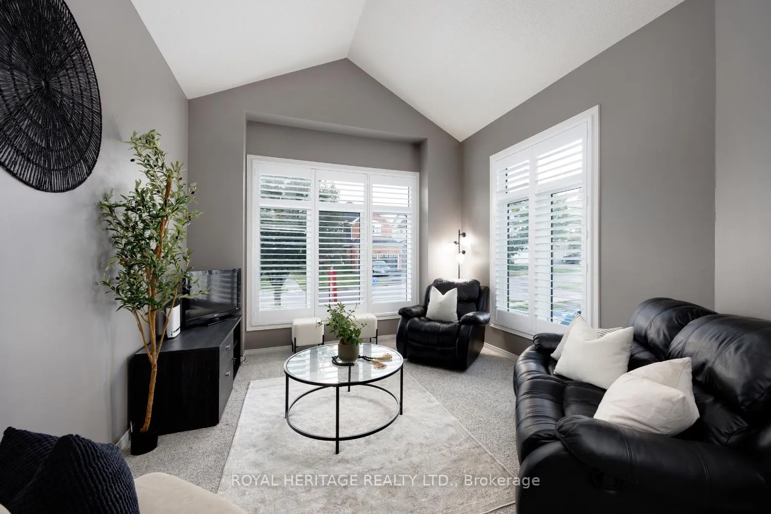 Photo 9 of 1545 Arborwood Drive, Oshawa, Taunton — HOMEH