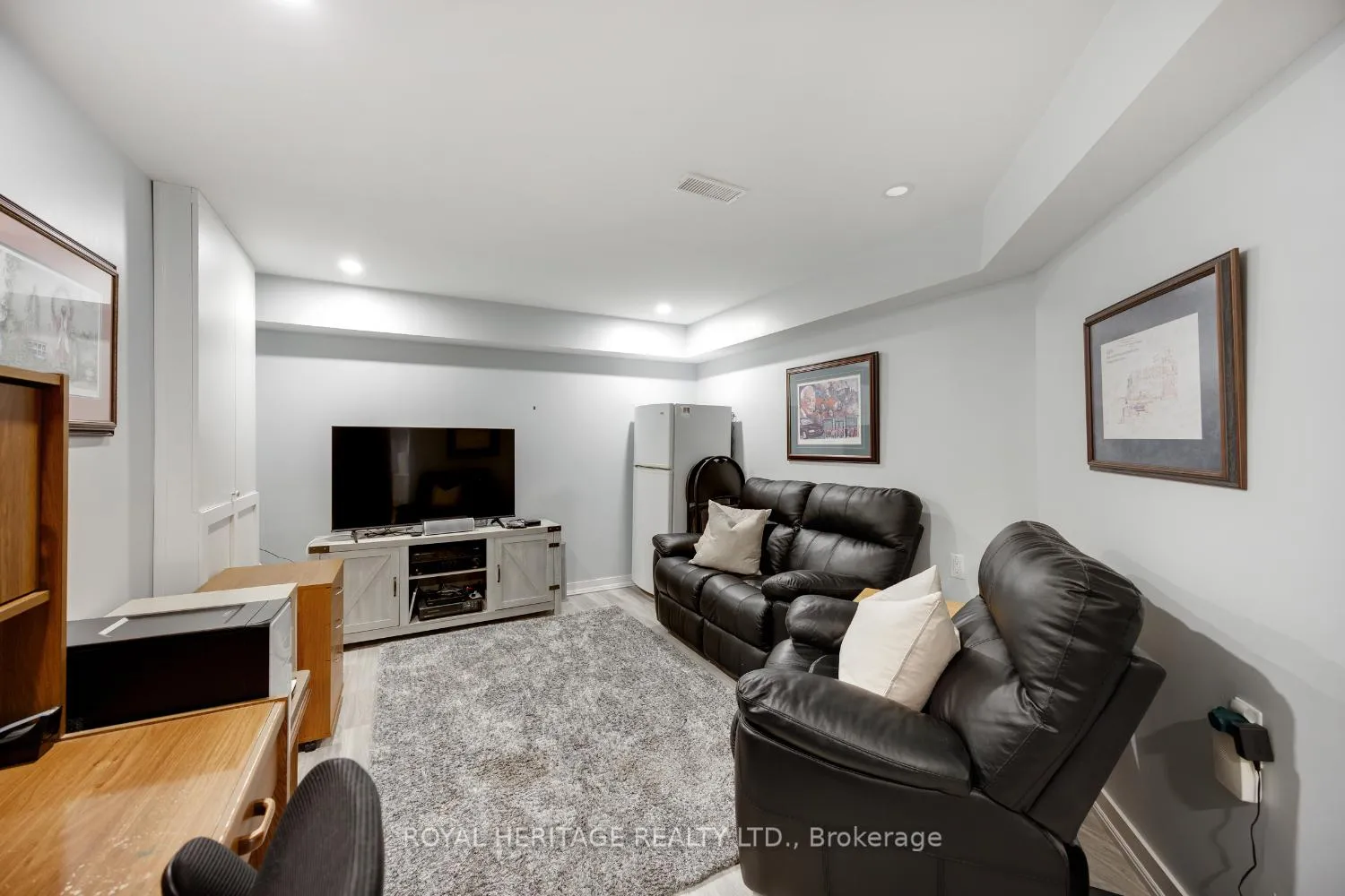 Photo 21 of 1545 Arborwood Drive, Oshawa, Taunton — HOMEH