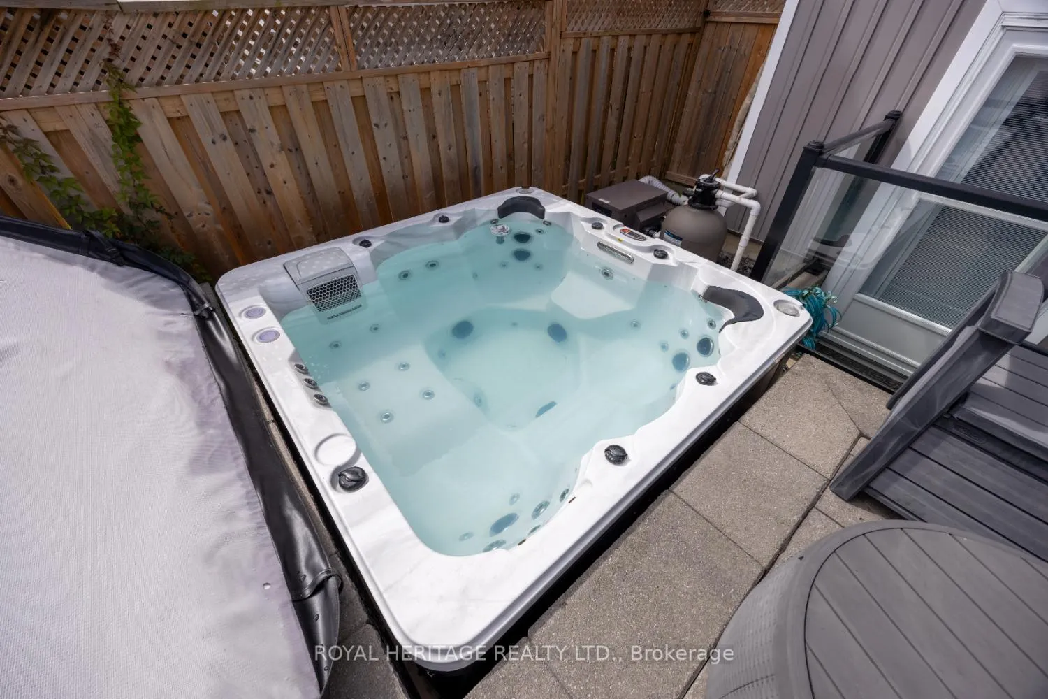 Photo 31 of 1545 Arborwood Drive, Oshawa, Taunton — HOMEH