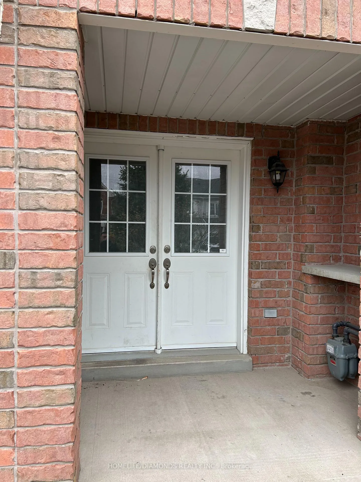 Photo 2 of 22 Colonel Lyall Street, St. Catharines, Secord Woods — HOMEH
