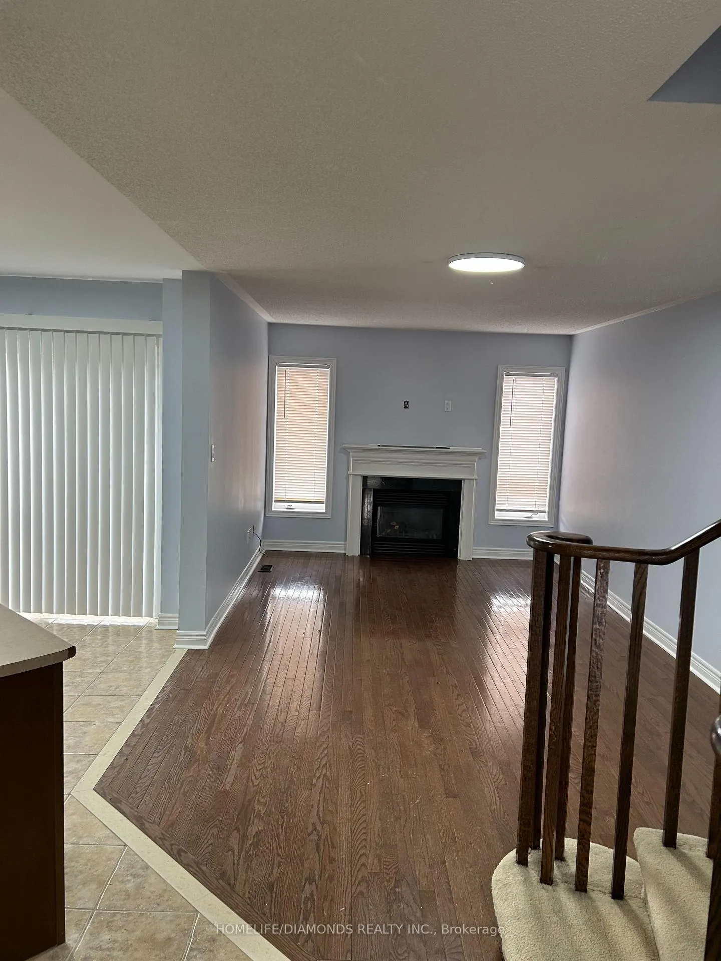 Photo 3 of 22 Colonel Lyall Street, St. Catharines, Secord Woods — HOMEH