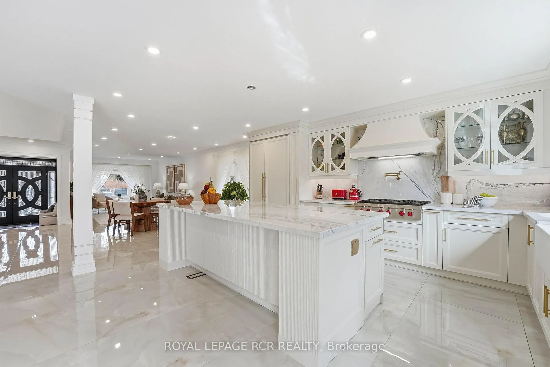 Photo 12 of 369 Kennedy Street W, Aurora, Aurora Highlands — HOMEH