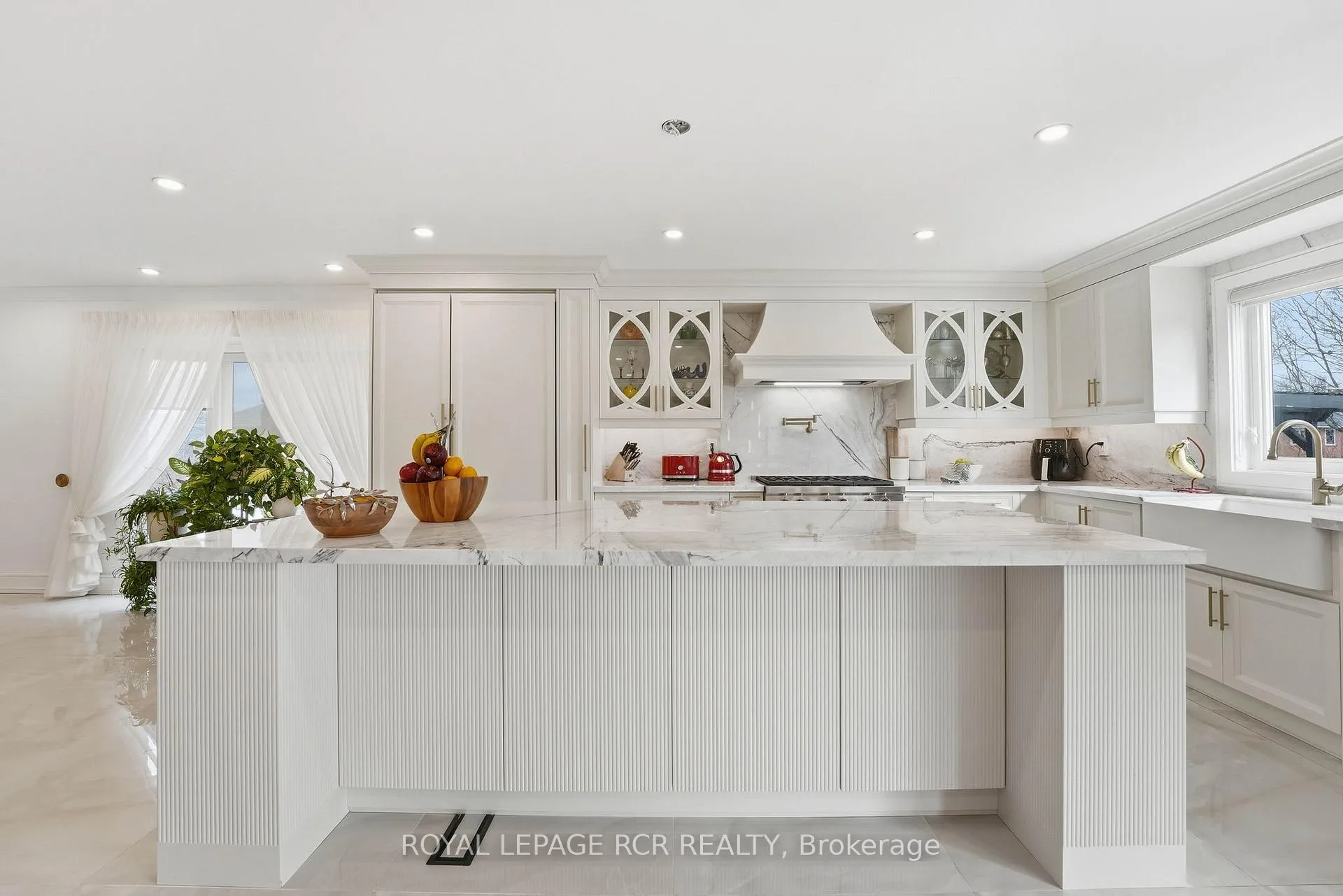 Photo 14 of 369 Kennedy Street W, Aurora, Aurora Highlands — HOMEH
