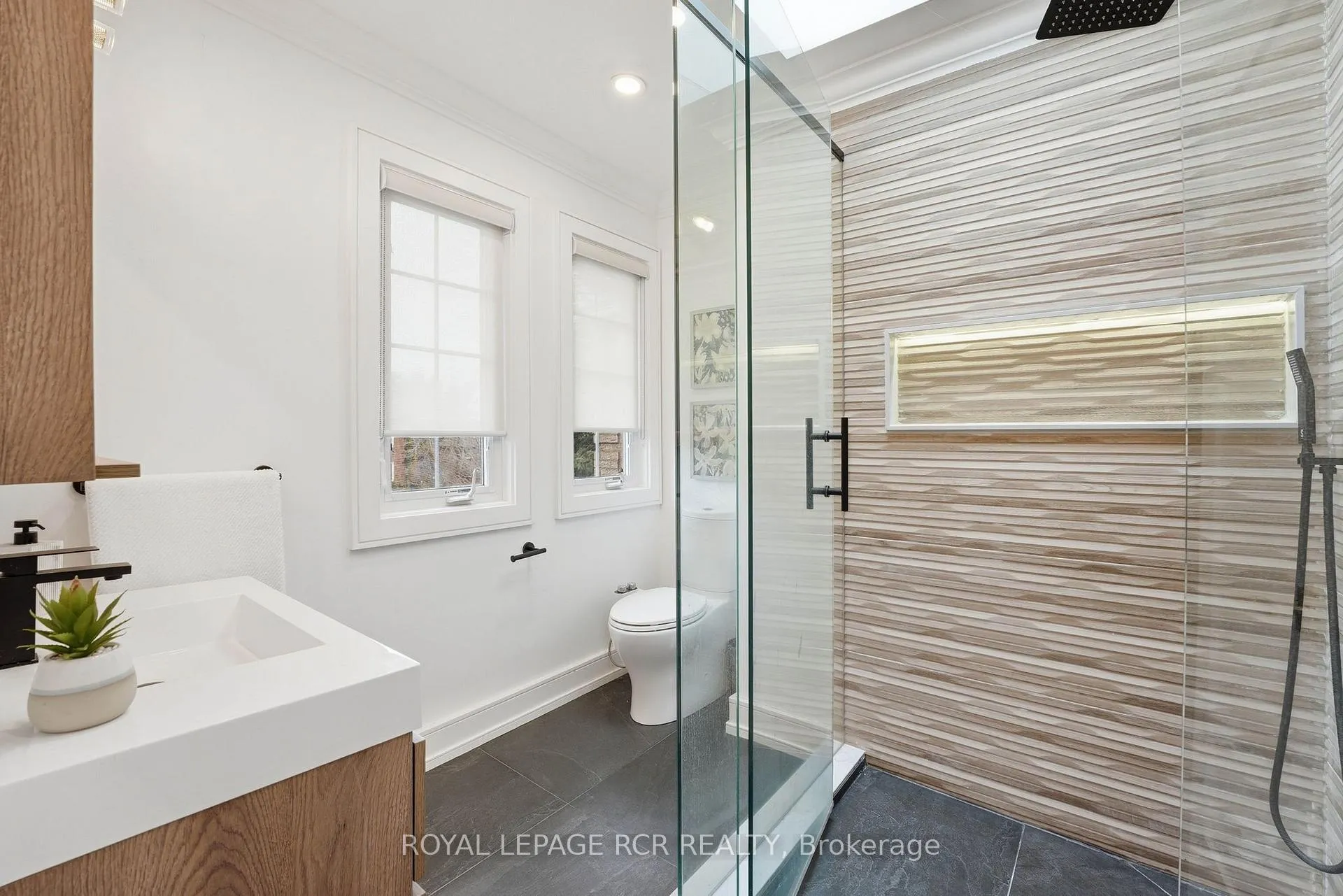 Photo 22 of 369 Kennedy Street W, Aurora, Aurora Highlands — HOMEH
