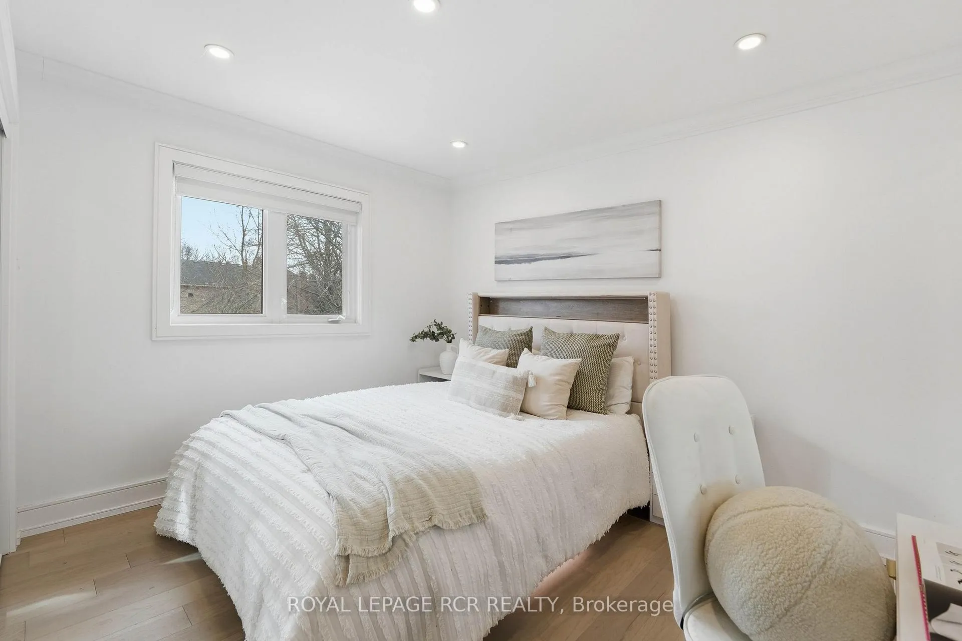 Photo 24 of 369 Kennedy Street W, Aurora, Aurora Highlands — HOMEH