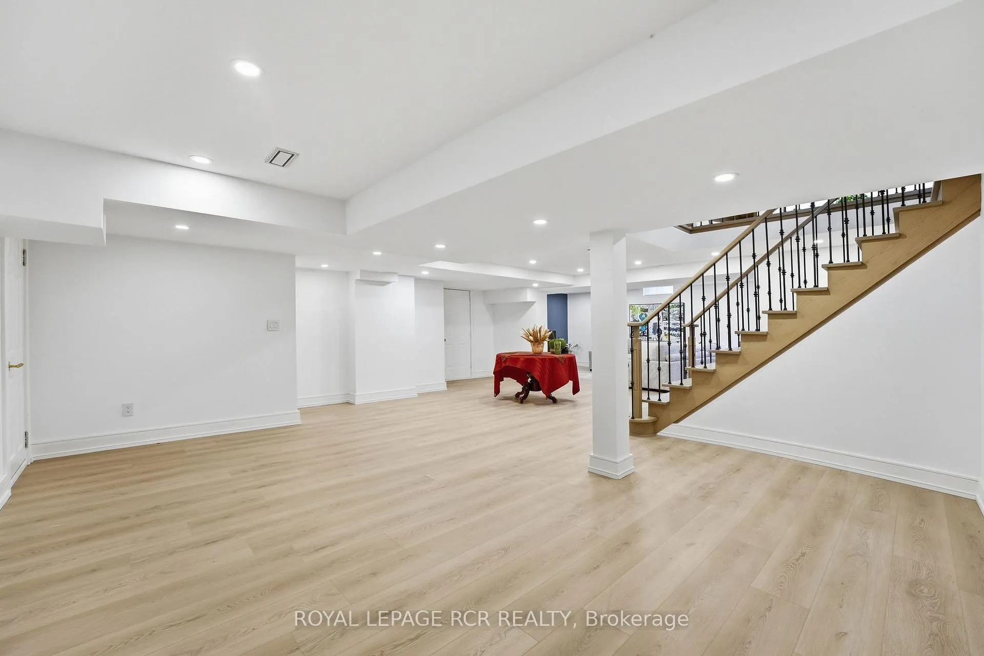 Photo 37 of 369 Kennedy Street W, Aurora, Aurora Highlands — HOMEH