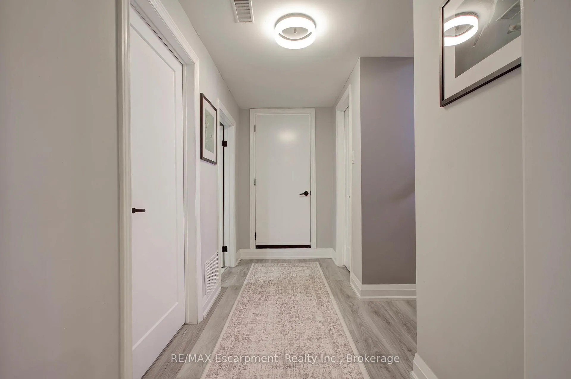 Photo 33 of 2183 Sandringham Drive, Burlington, Brant Hills — HOMEH