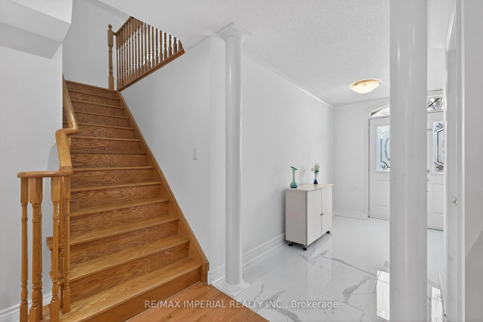 Photo 8 of 103 Ferdinand Avenue, Vaughan, Vellore Village — HOMEH