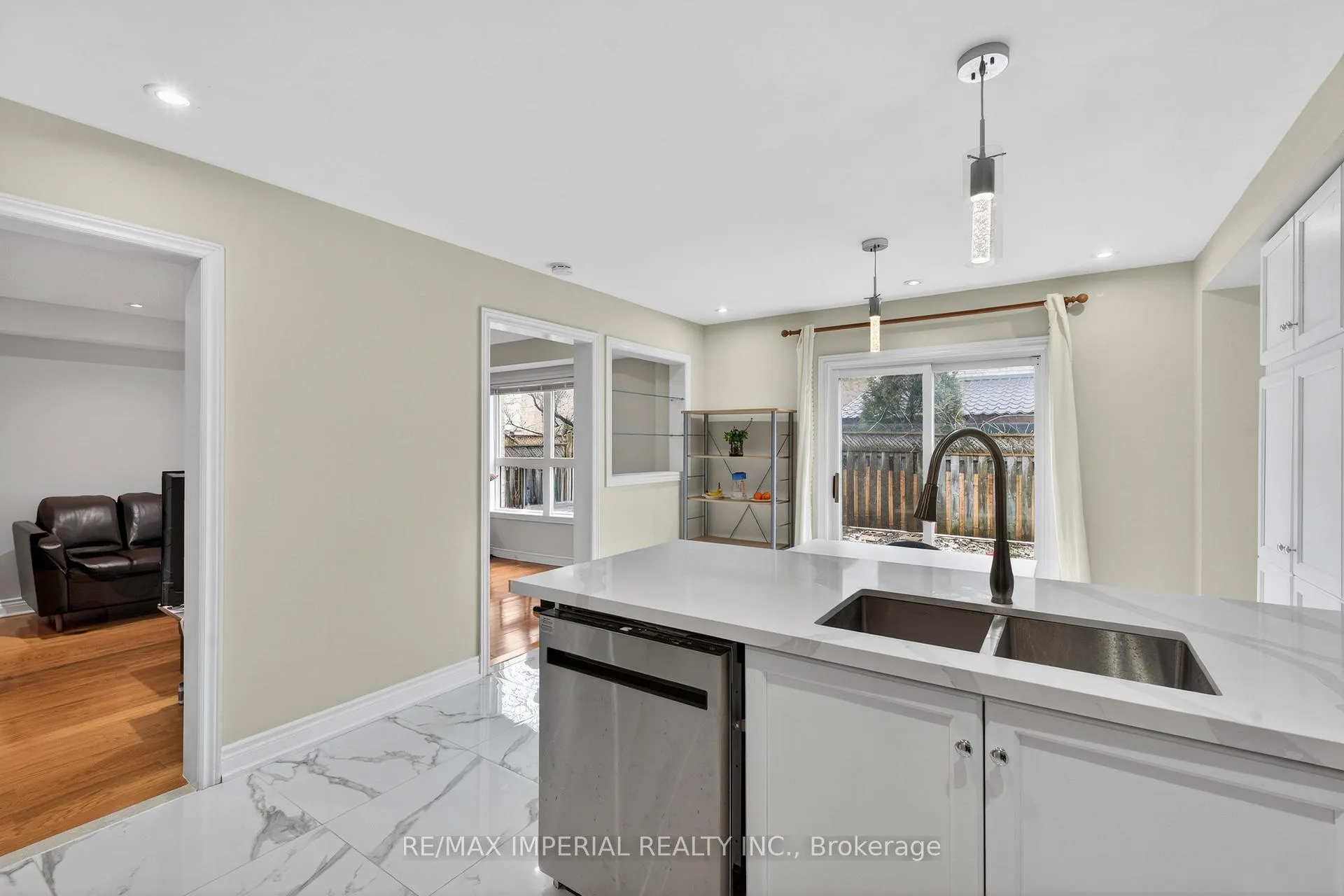 Photo 17 of 103 Ferdinand Avenue, Vaughan, Vellore Village — HOMEH