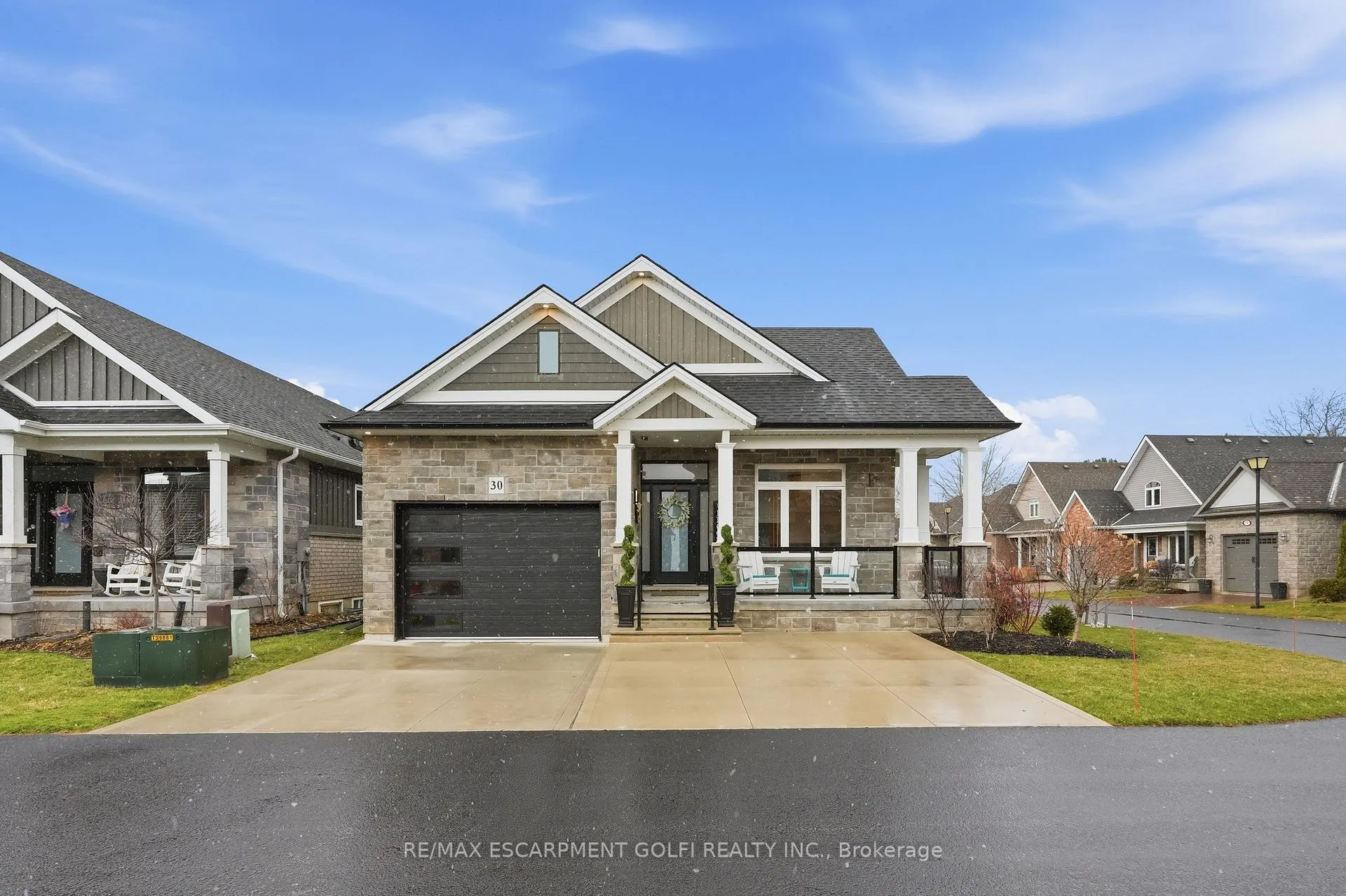Front of Unit 30, 80 New Lakeshore Road