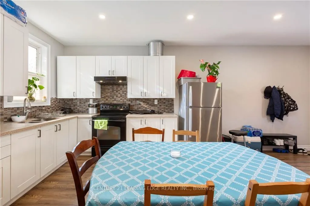 Photo 5 of Unit A, 382 Cannon Street, Hamilton, Landsdale — HOMEH