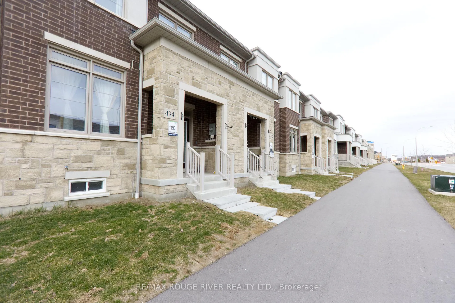 Photo 2 of 494 Twin Streams Road, Whitby, Rural Whitby — HOMEH