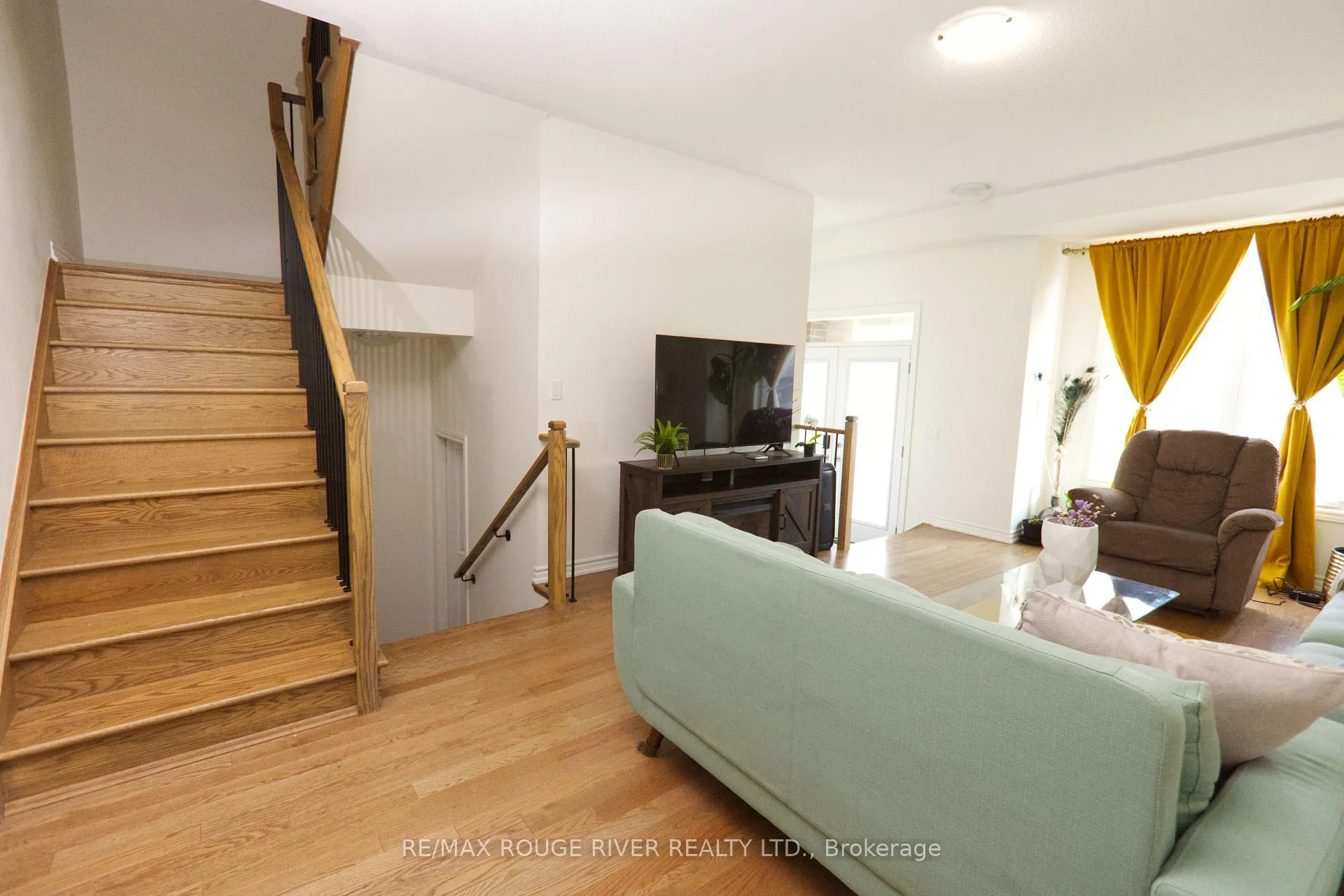 Photo 8 of 494 Twin Streams Road, Whitby, Rural Whitby — HOMEH
