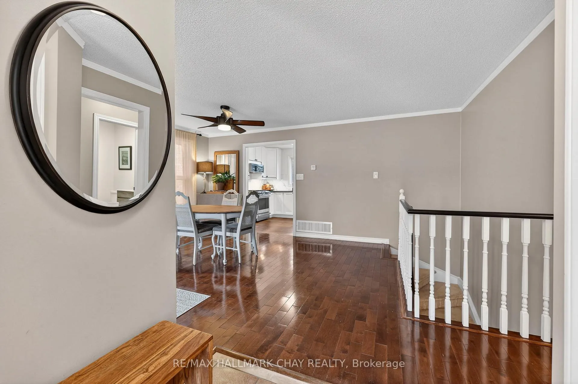 Photo 3 of 12 Dunnett Drive, Barrie, Ardagh — HOMEH