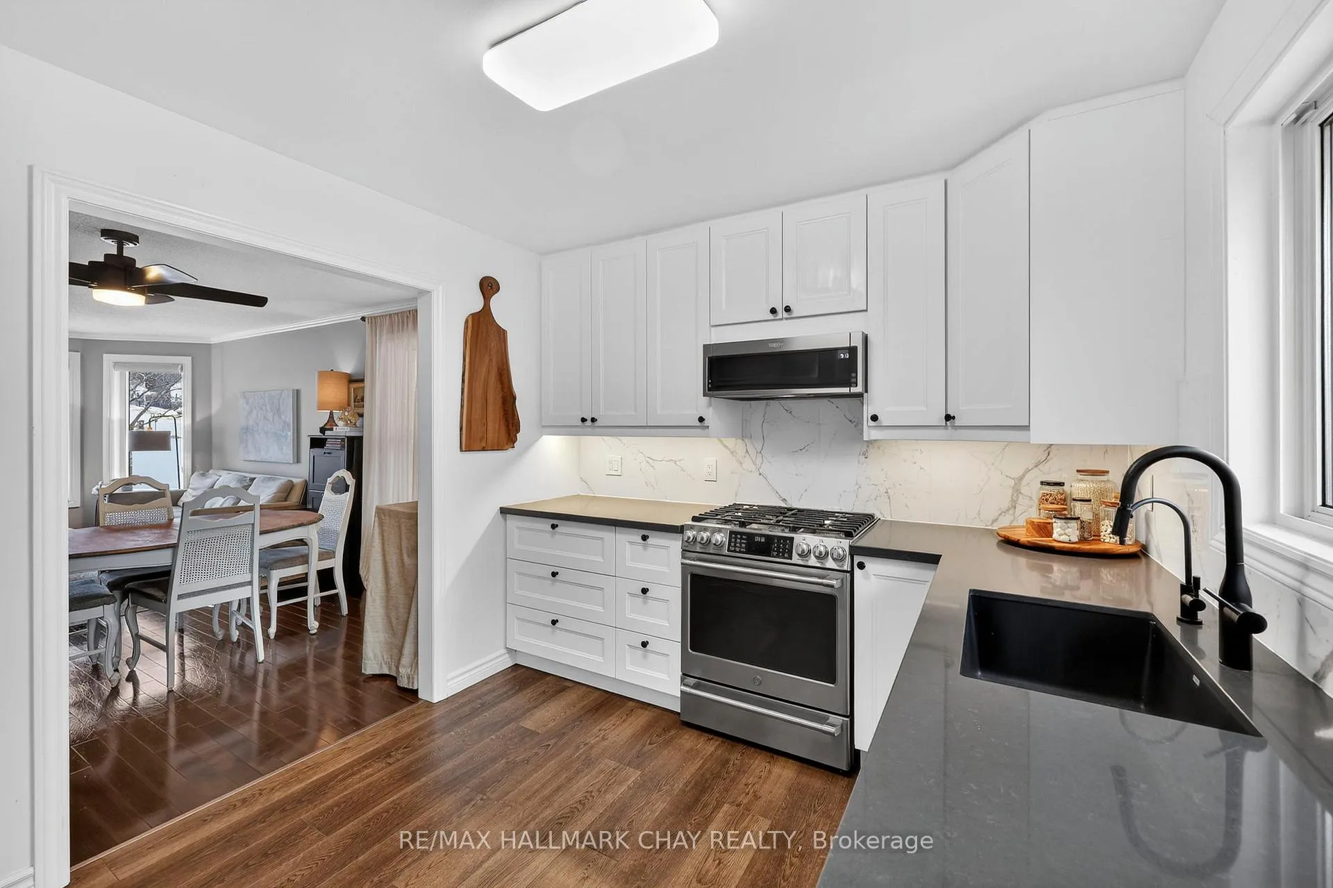 Photo 13 of 12 Dunnett Drive, Barrie, Ardagh — HOMEH