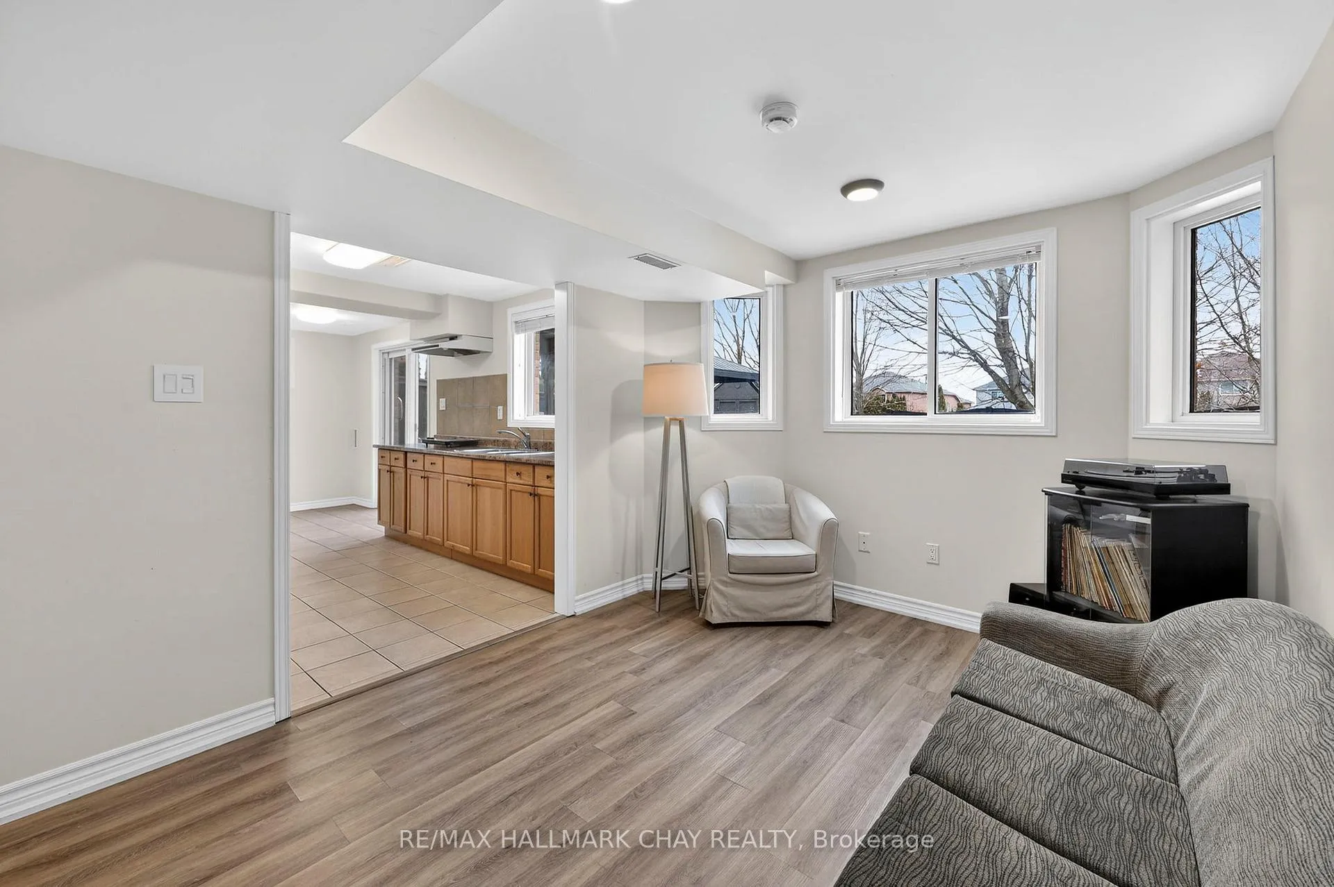 Photo 23 of 12 Dunnett Drive, Barrie, Ardagh — HOMEH