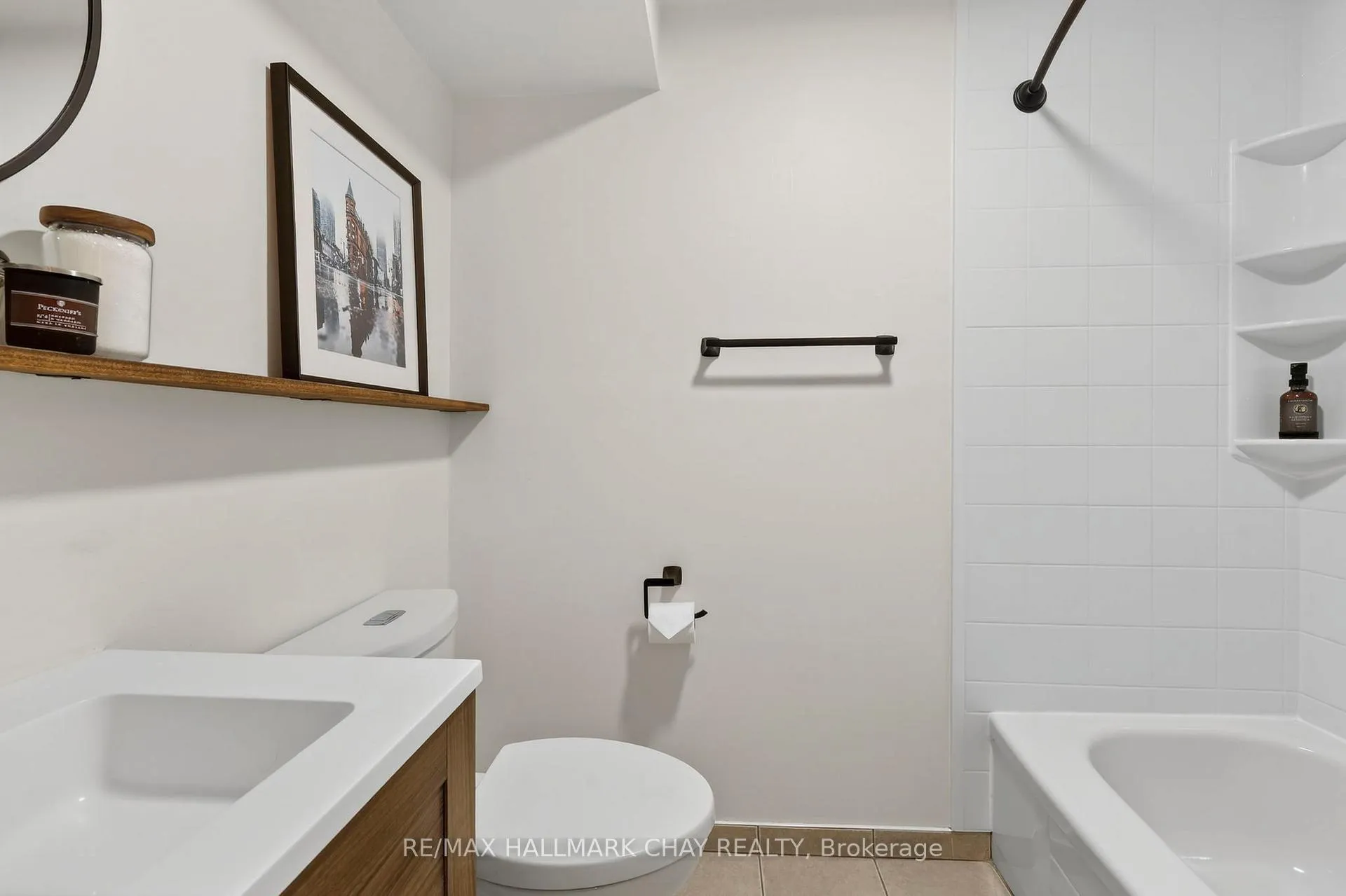 Photo 34 of 12 Dunnett Drive, Barrie, Ardagh — HOMEH