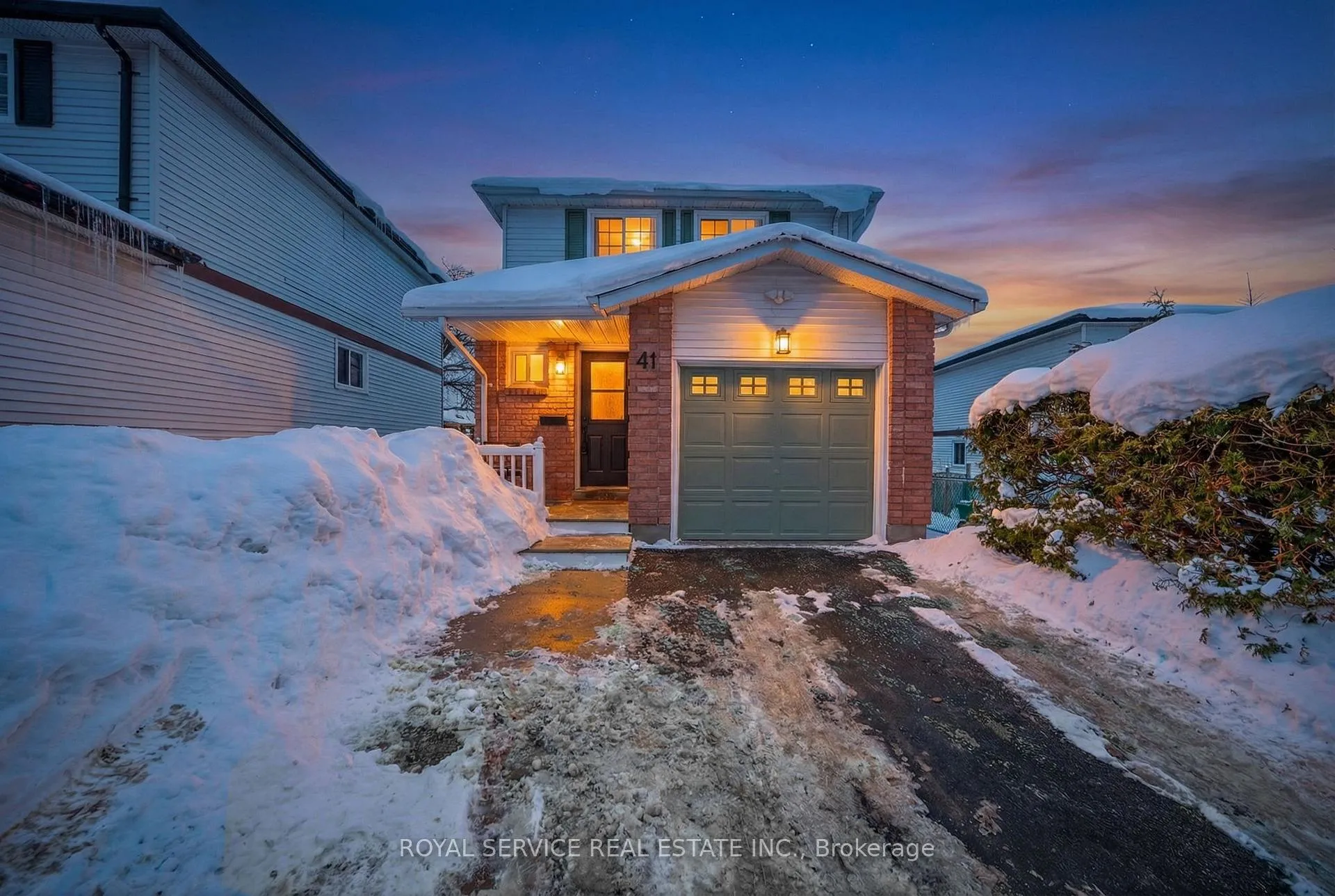 Photo 1 of 41 Hemingway Crescent, Barrie, Letitia Heights — HOMEH
