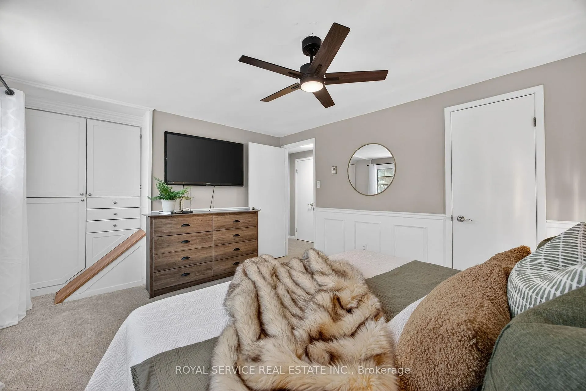 Photo 24 of 41 Hemingway Crescent, Barrie, Letitia Heights — HOMEH