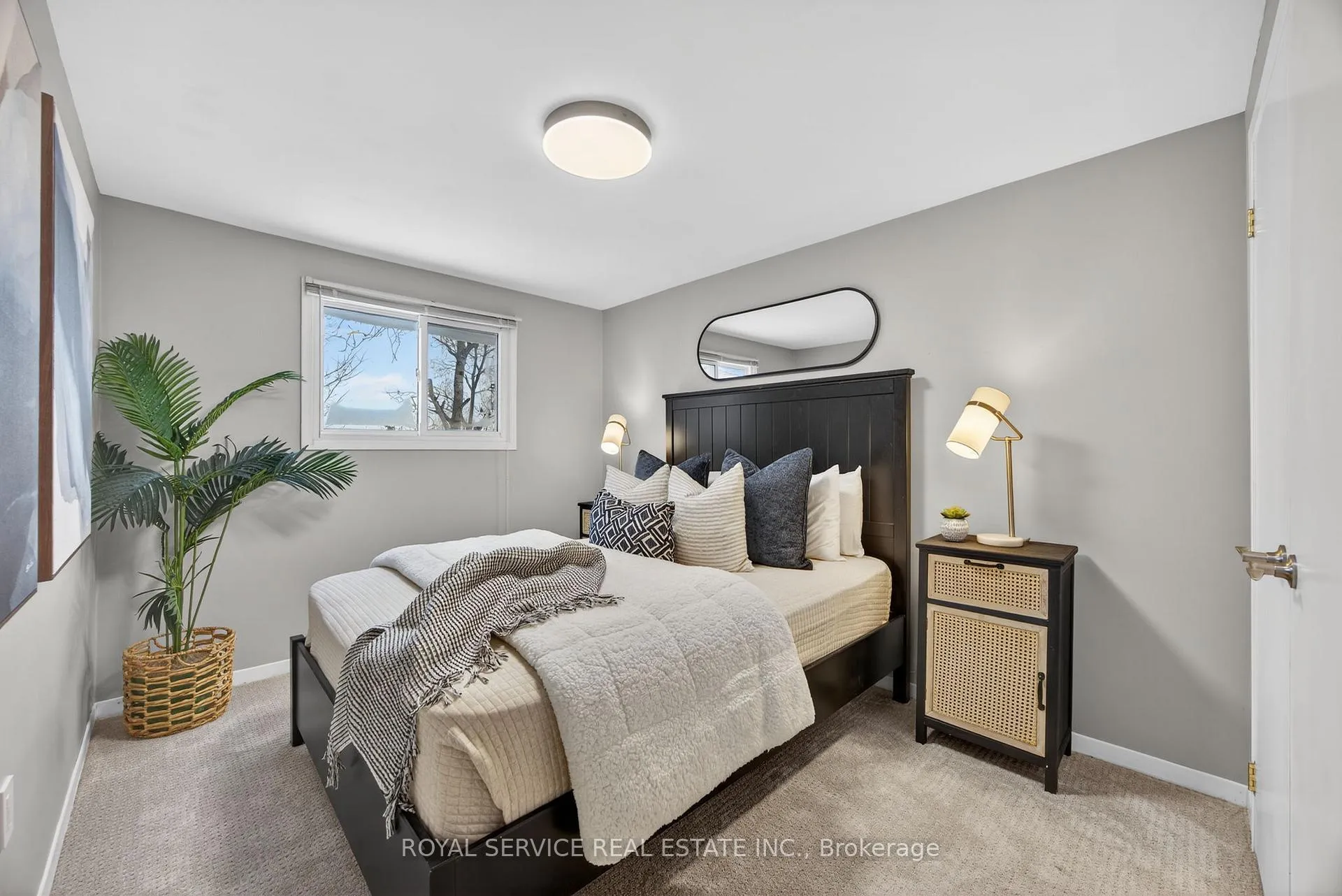 Photo 25 of 41 Hemingway Crescent, Barrie, Letitia Heights — HOMEH
