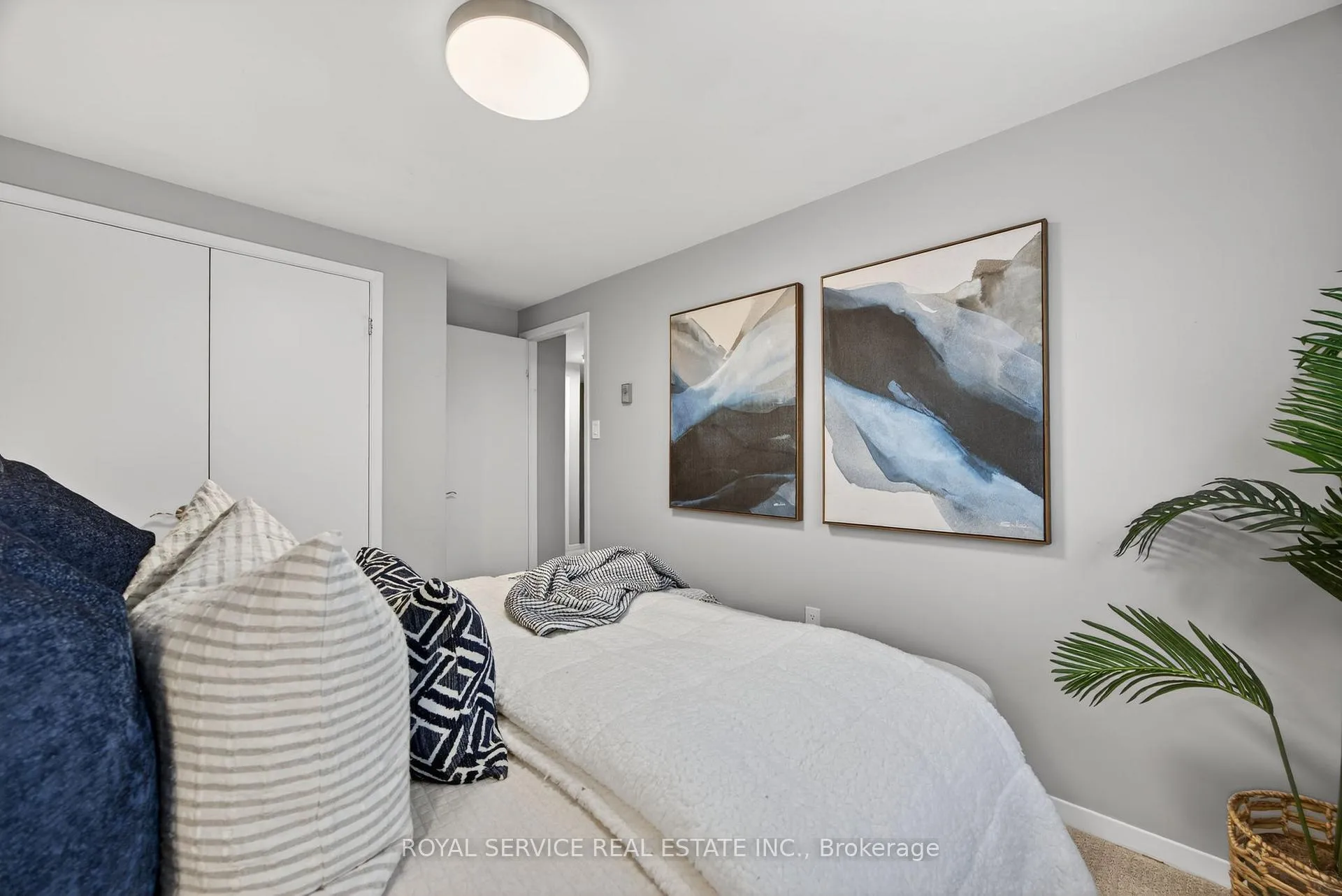 Photo 26 of 41 Hemingway Crescent, Barrie, Letitia Heights — HOMEH