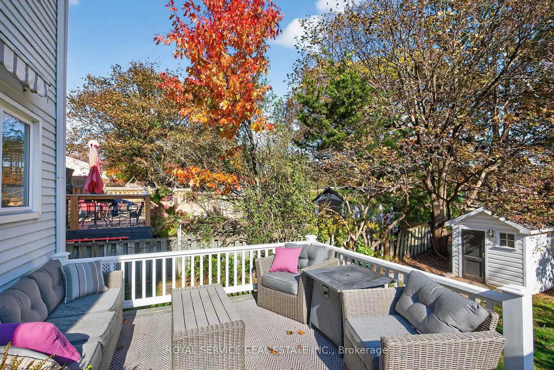 Photo 38 of 41 Hemingway Crescent, Barrie, Letitia Heights — HOMEH
