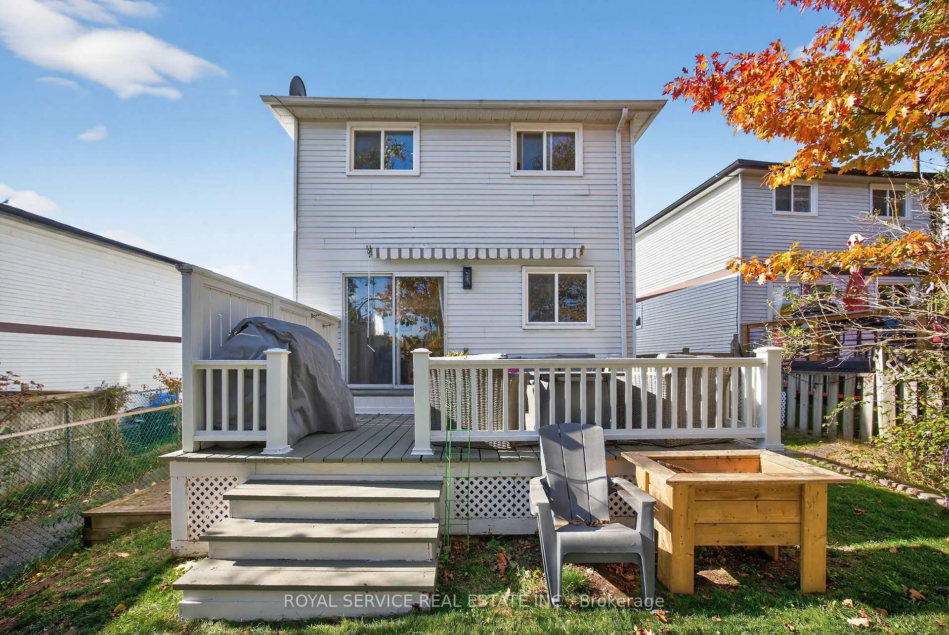 Photo 44 of 41 Hemingway Crescent, Barrie, Letitia Heights — HOMEH