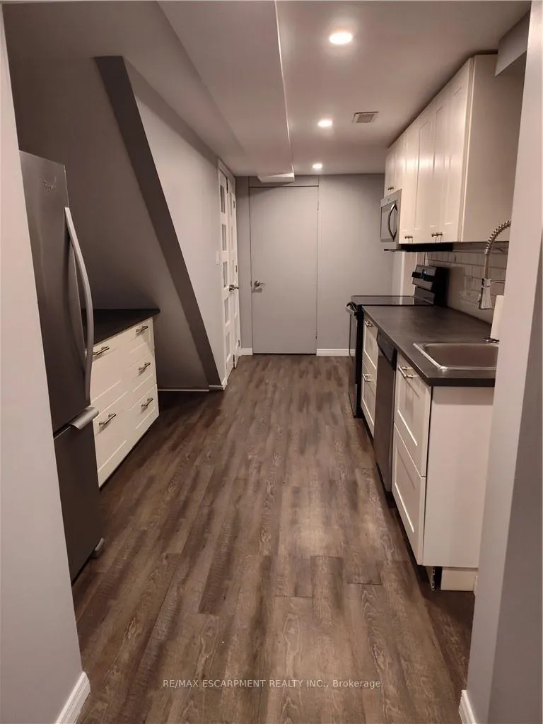 Photo 7 of Unit Lower, 88 San Fernando Drive, Hamilton, Mountview — HOMEH