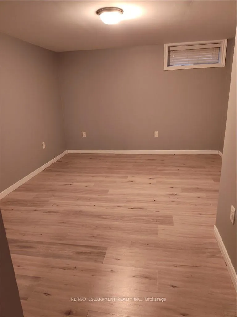 Photo 9 of Unit Lower, 88 San Fernando Drive, Hamilton, Mountview — HOMEH