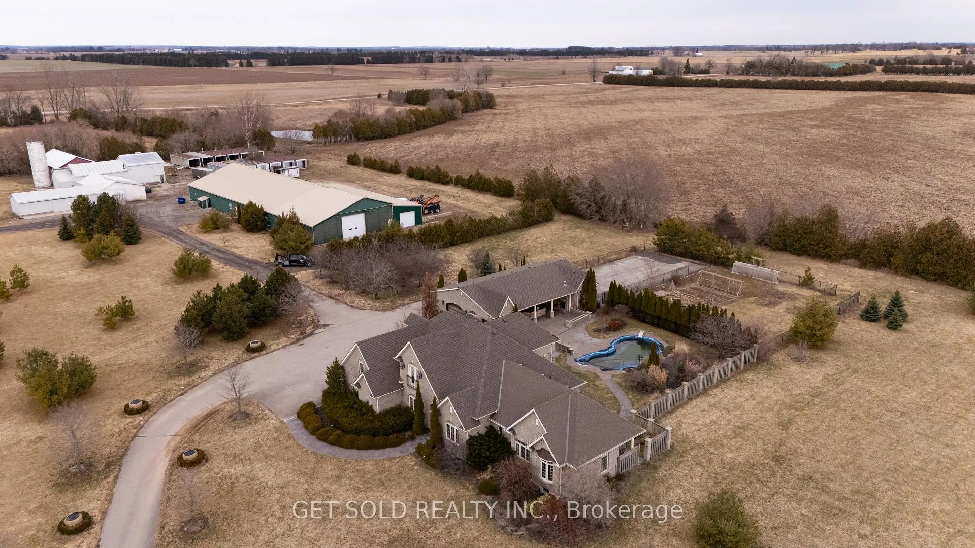 Photo 2 of 214 Maple Avenue S, Brant, Burford — HOMEH