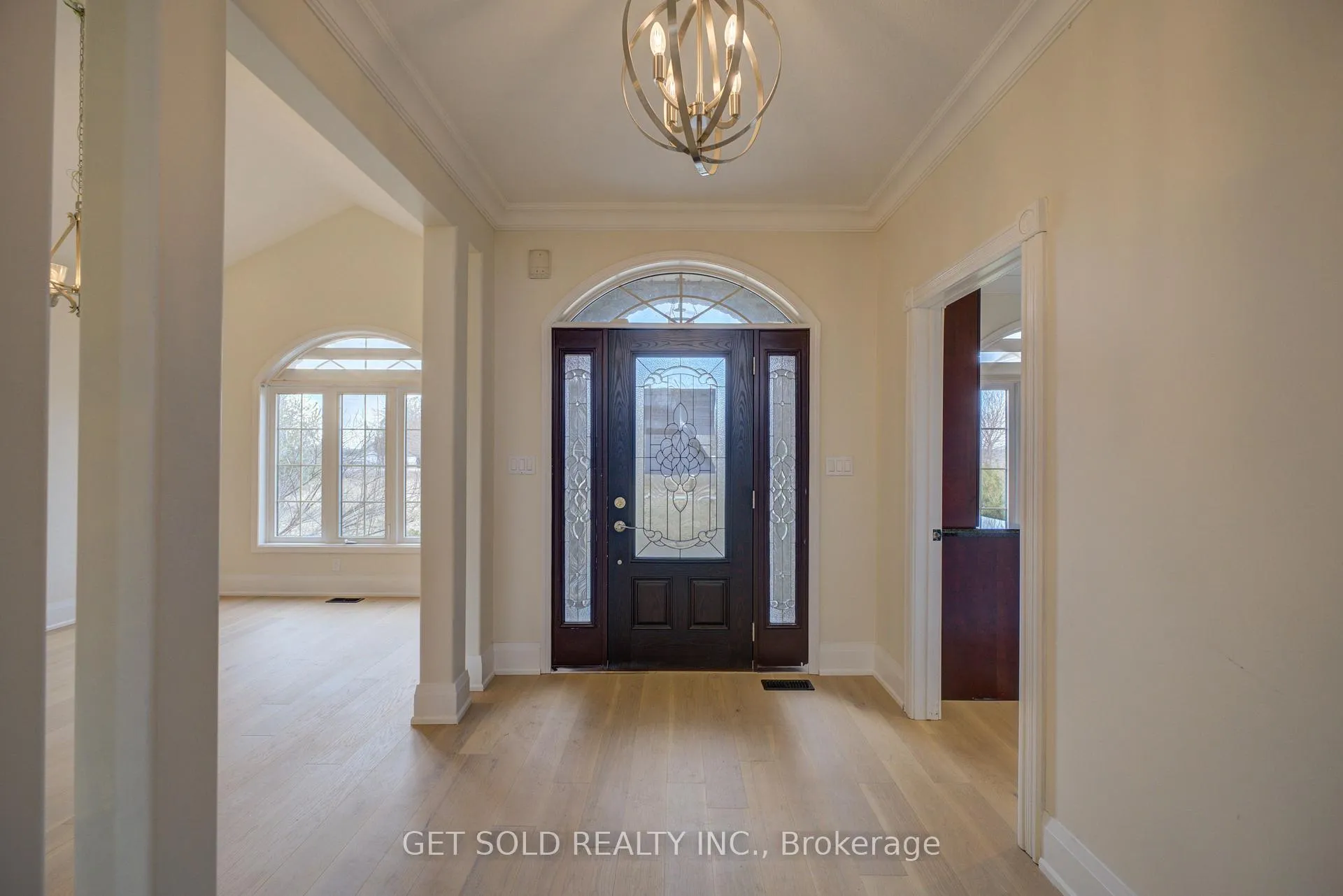 Photo 7 of 214 Maple Avenue S, Brant, Burford — HOMEH